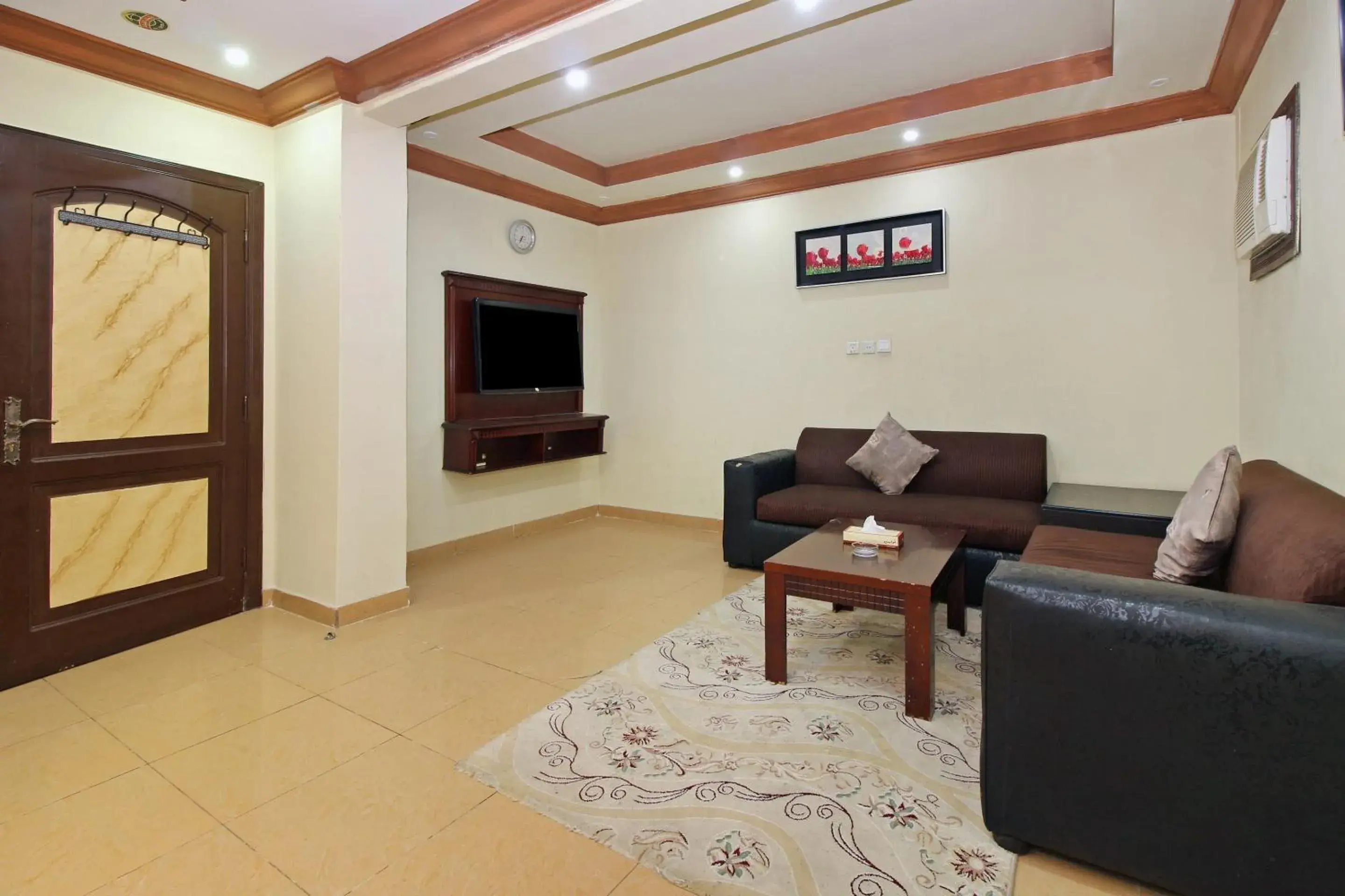 Bedroom, Seating Area in OYO 589 Lavina House