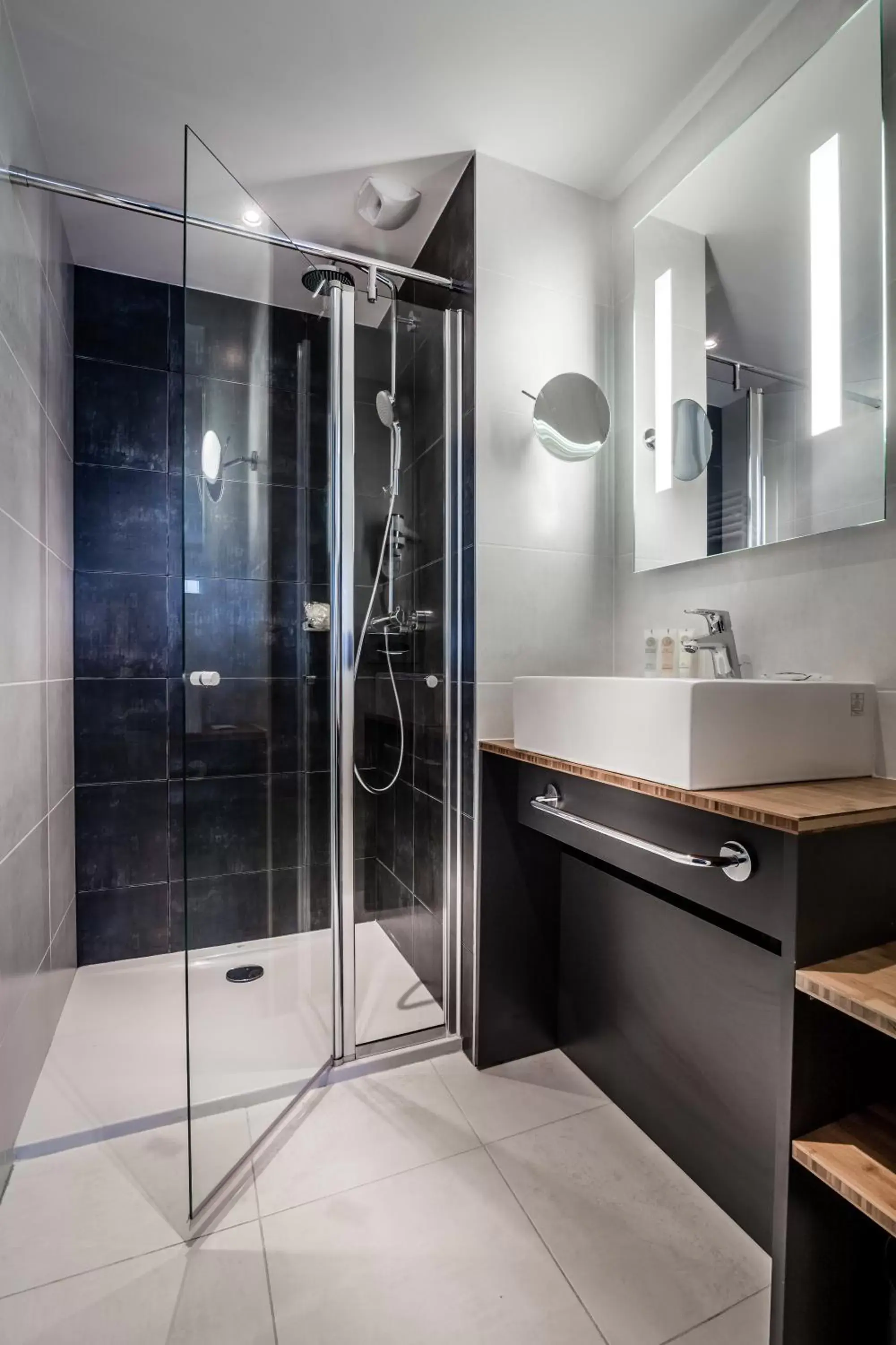 Shower, Bathroom in Best Western Plus Suitcase Paris La Défense