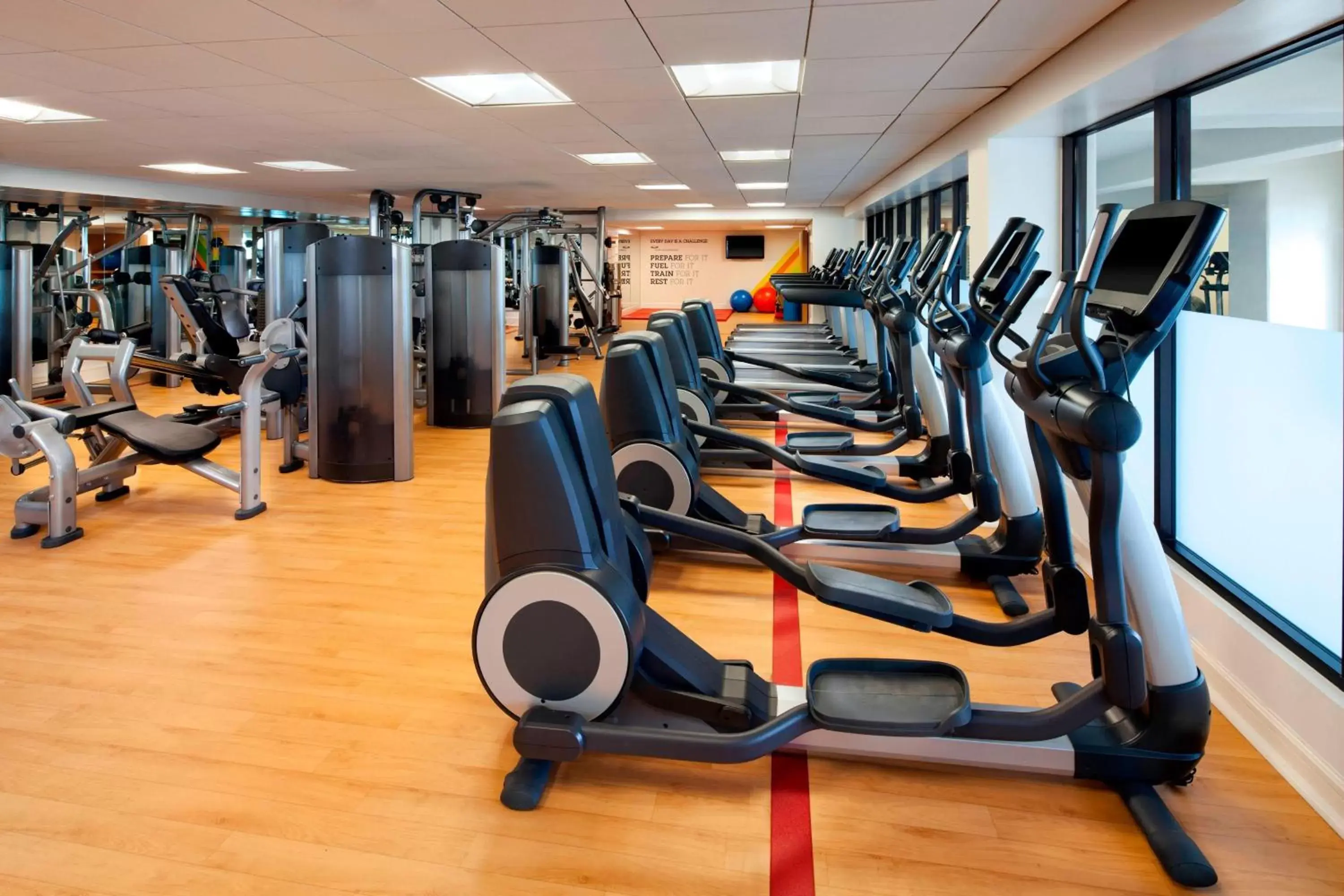Fitness centre/facilities, Fitness Center/Facilities in Sheraton San Diego Hotel & Marina