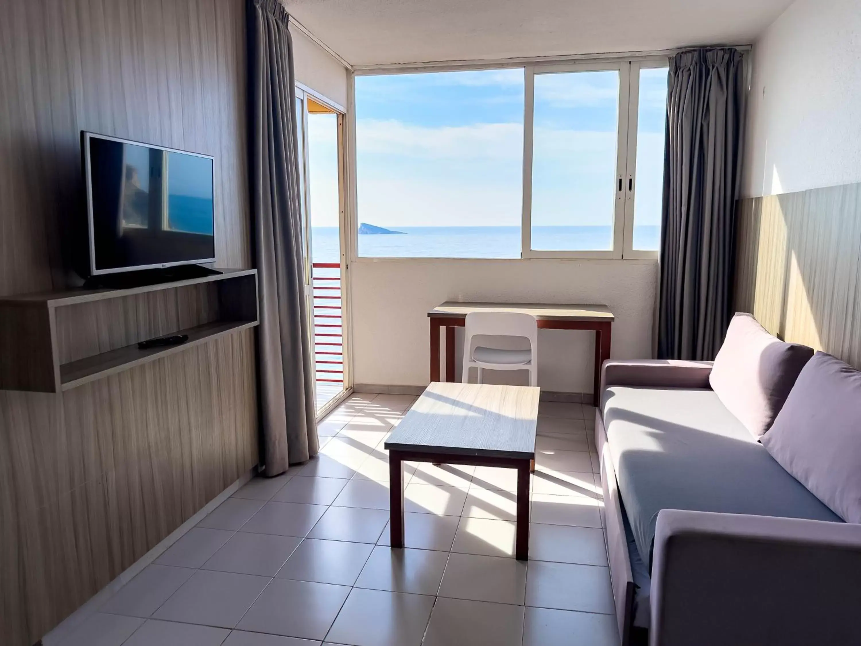 Living room, Seating Area in Aparthotel El Faro