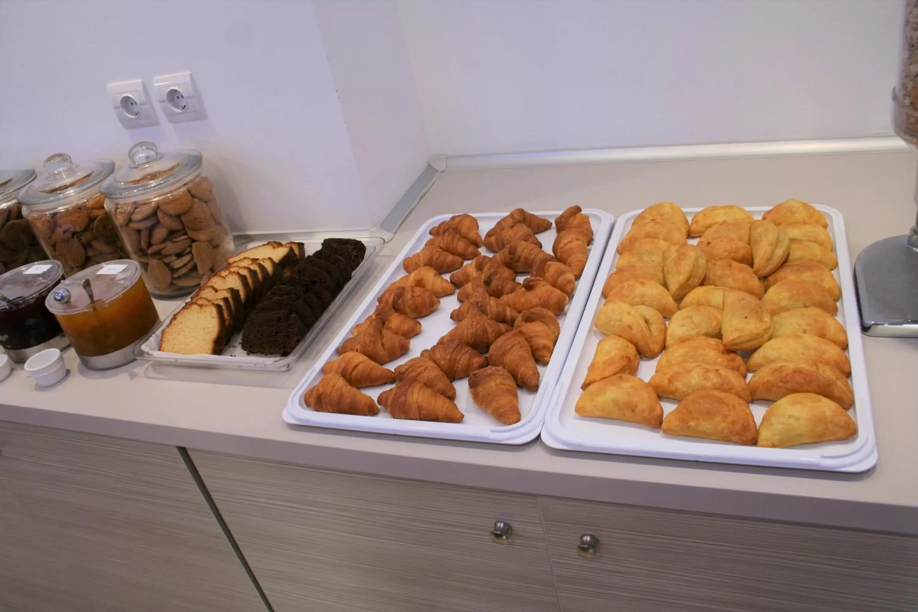 Continental breakfast in Naiades Marina Hotel