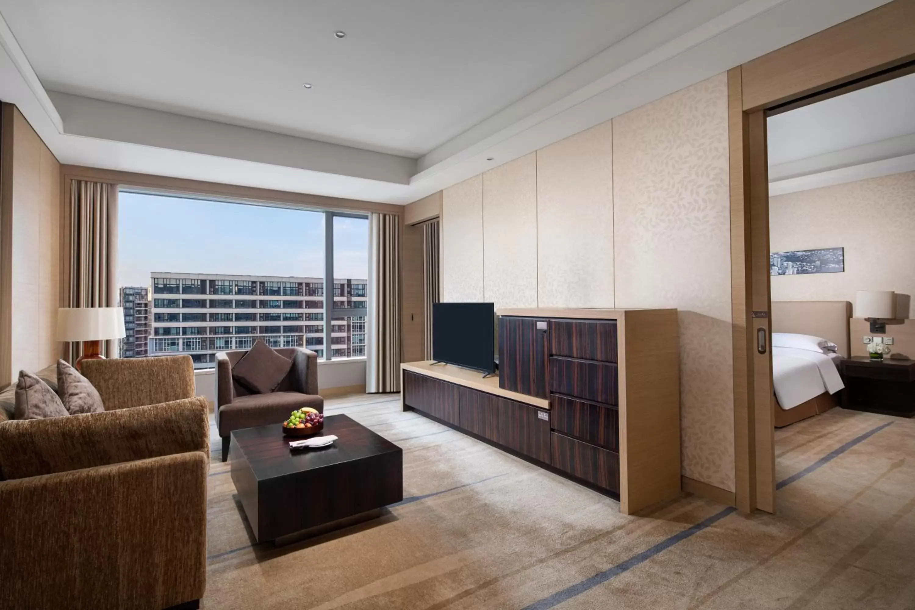 Photo of the whole room, Seating Area in Crowne Plaza Guangzhou Huadu, an IHG Hotel