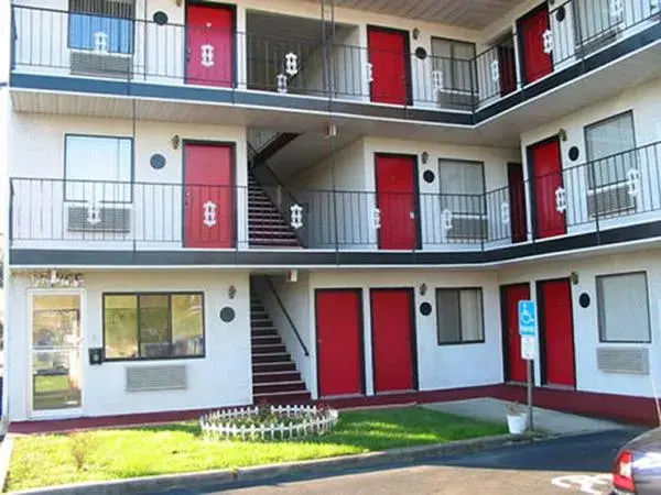 Red Carpet Inn Williamstown Red Carpet Inn Williamstown