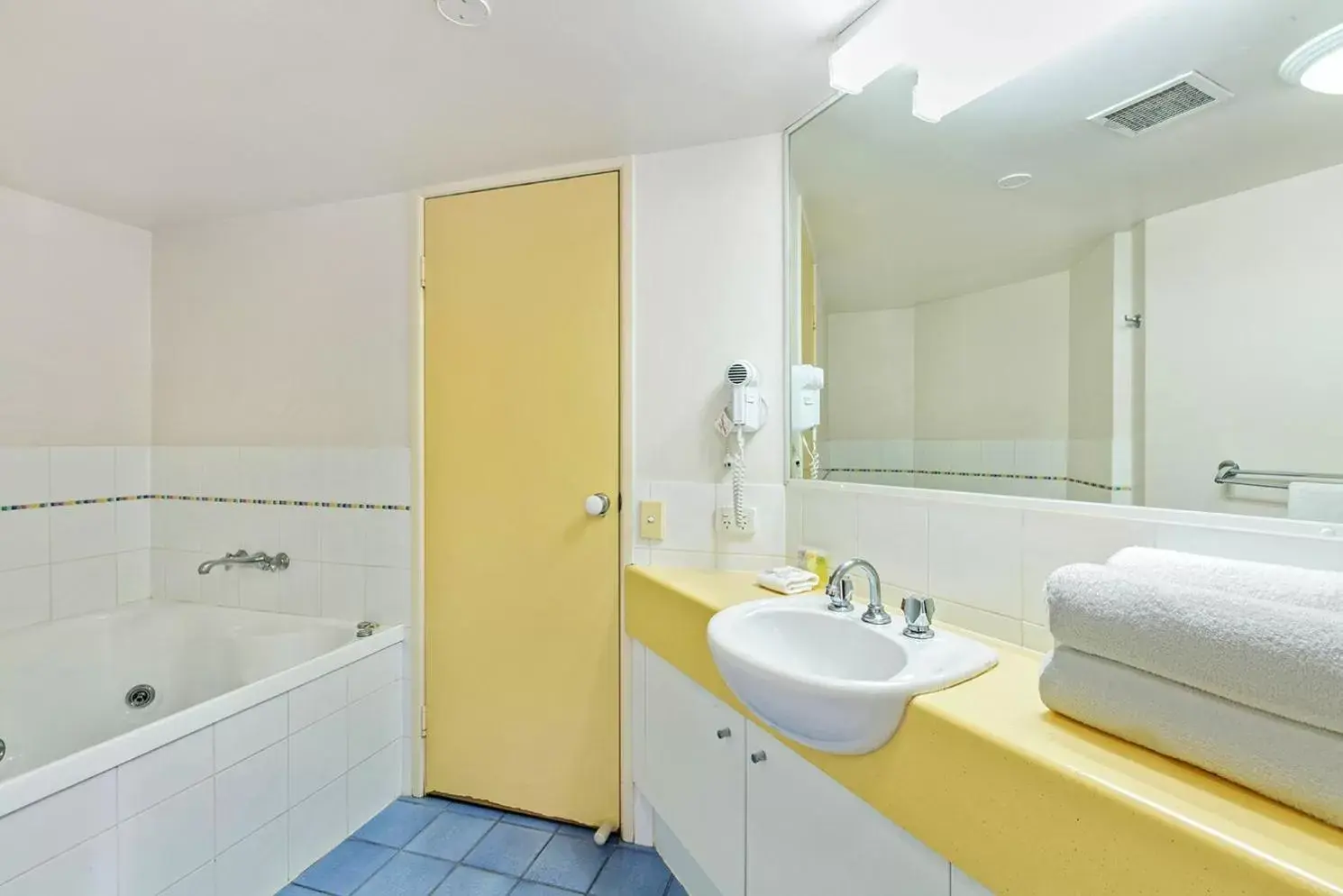 Shower, Bathroom in Caribbean Resort