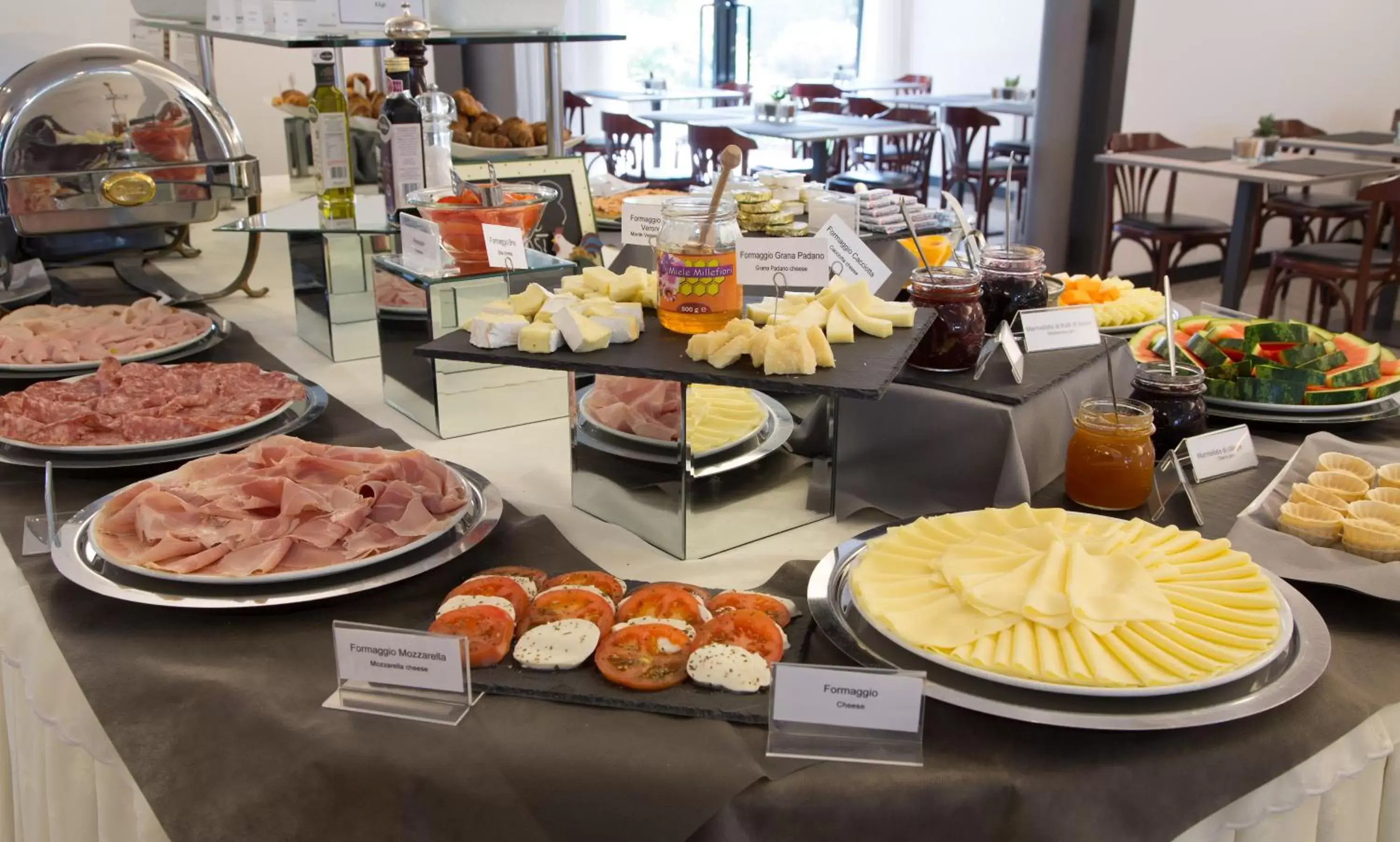 Buffet breakfast, Food in Best Western Hotel Turismo