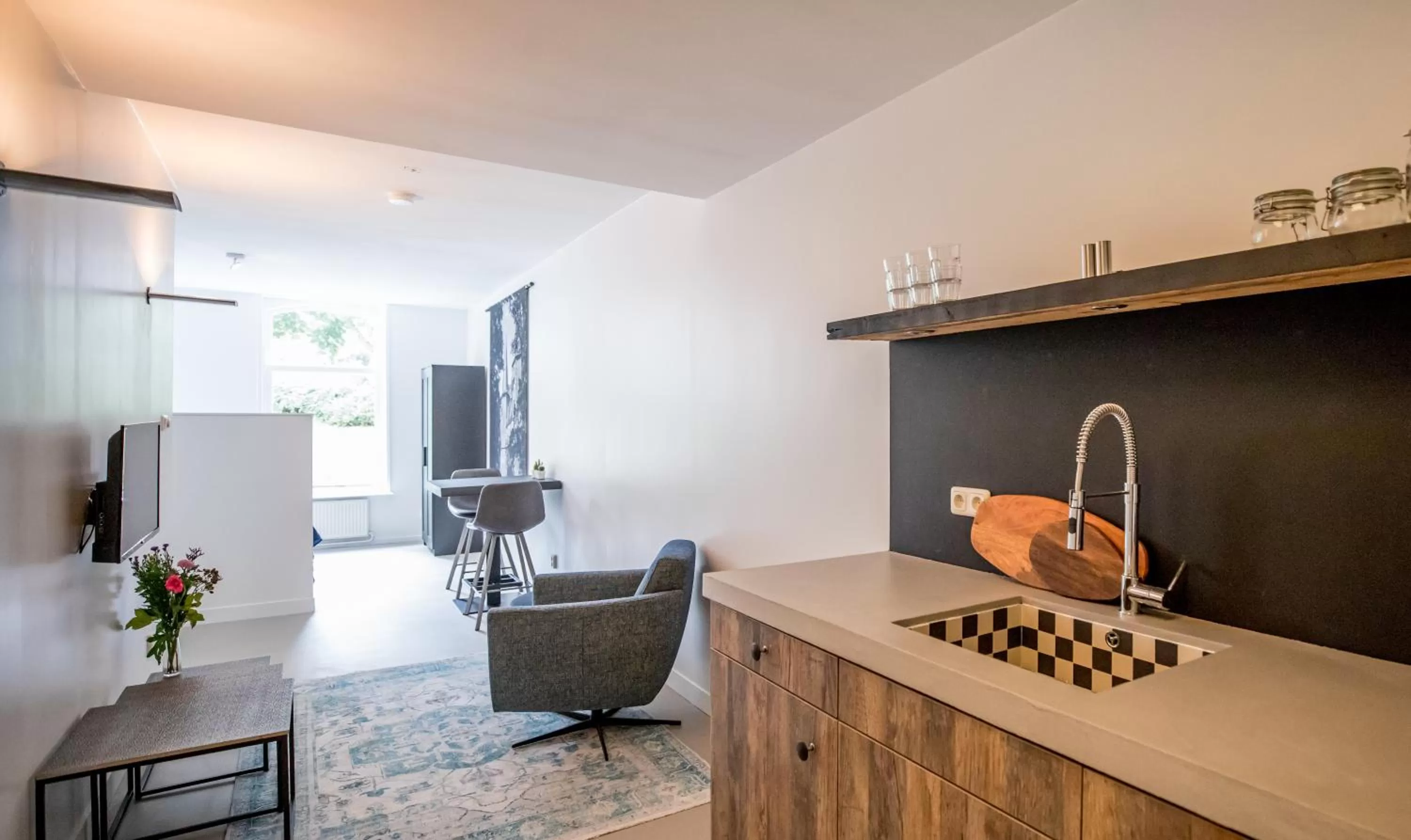 Kitchen or kitchenette, Kitchen/Kitchenette in Bed&Breakfast Tussen de Poorten