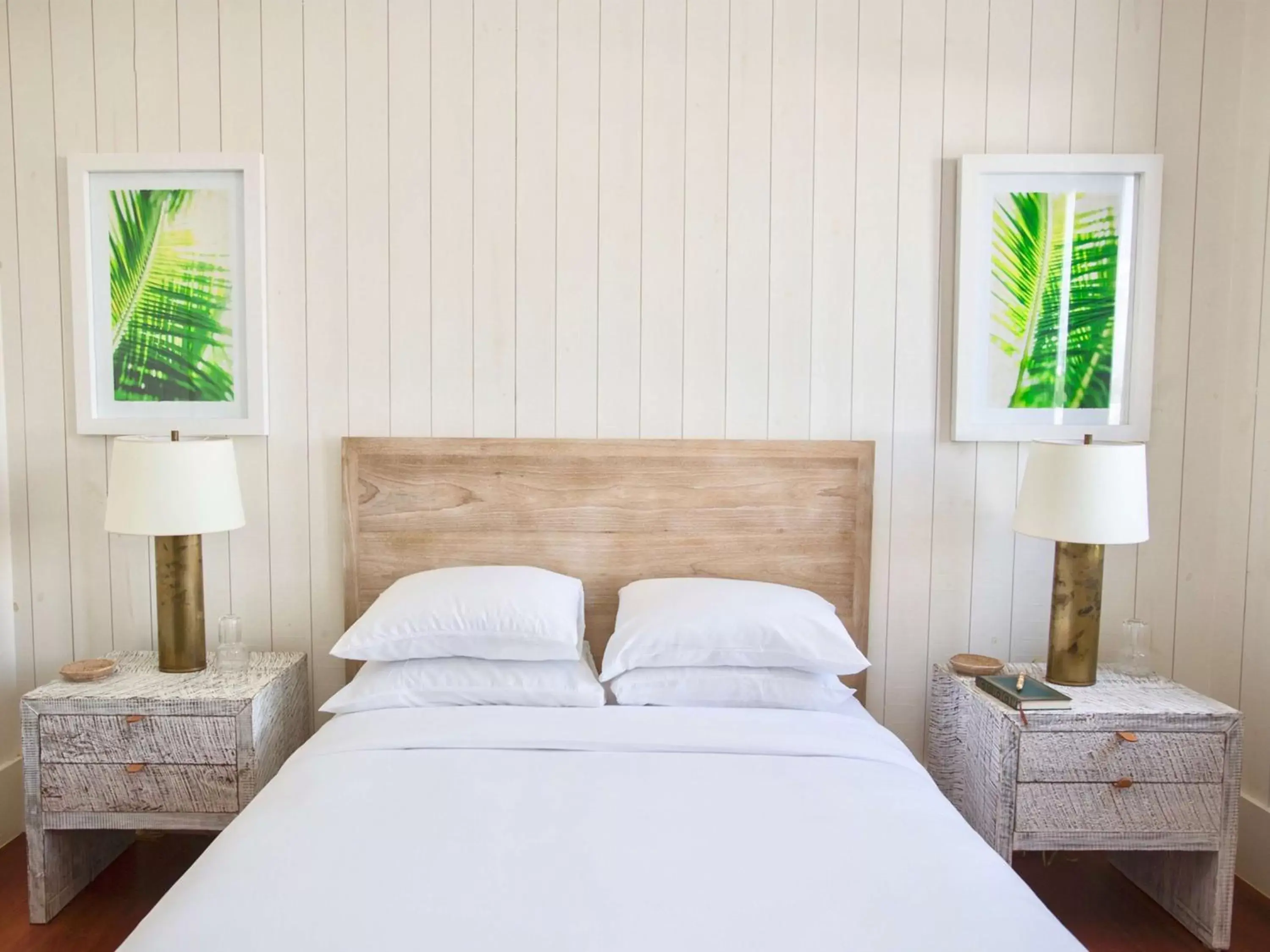 Bed in Mahogany Bay Resort and Beach Club, Curio Collection