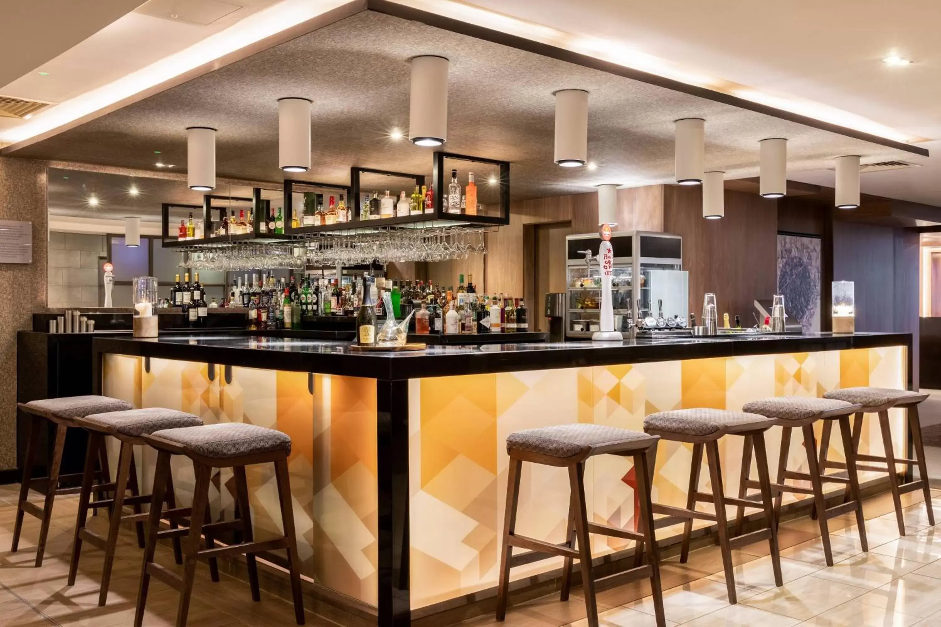 Lobby or reception, Lounge/Bar in AC Hotel by Marriott Birmingham