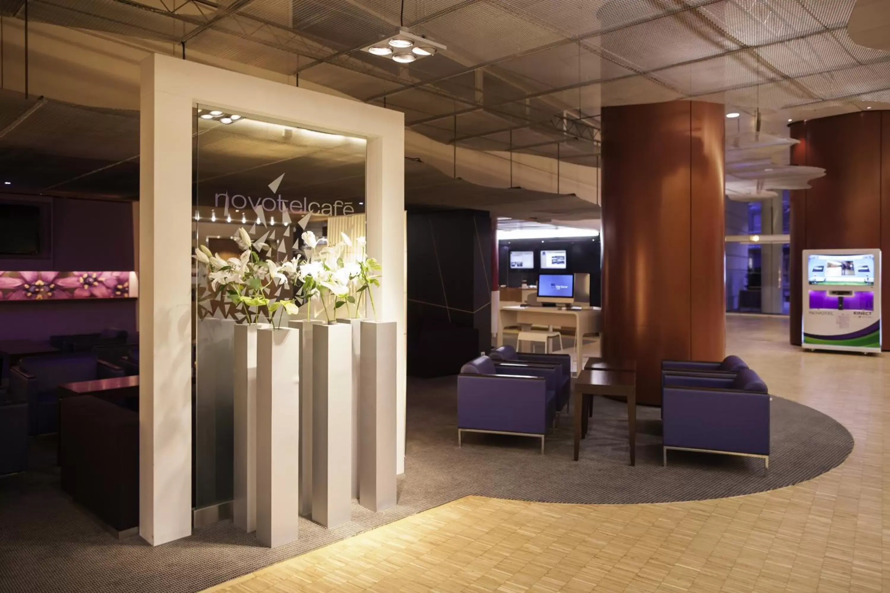 Lobby or reception in Novotel Belfort Centre Atria