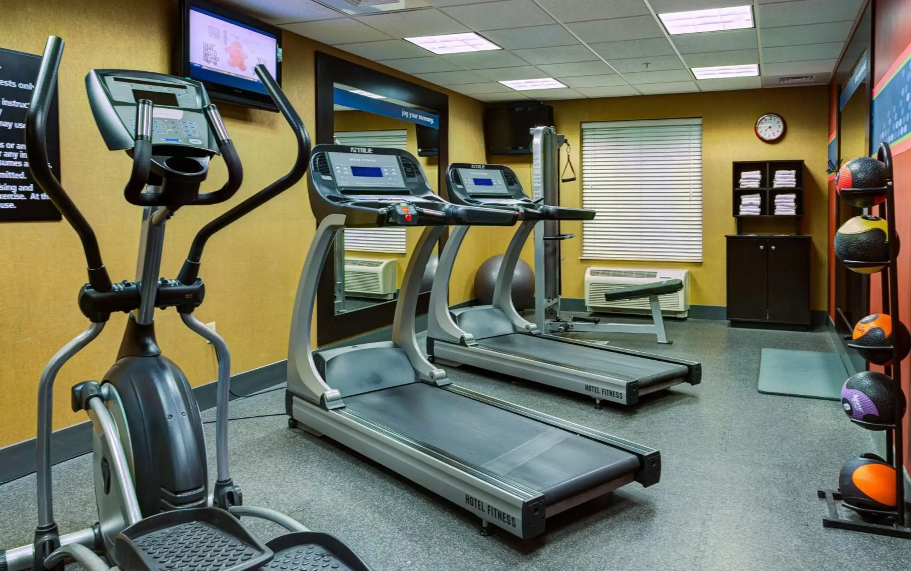 Fitness centre/facilities, Fitness Center/Facilities in Hampton Inn Pendleton