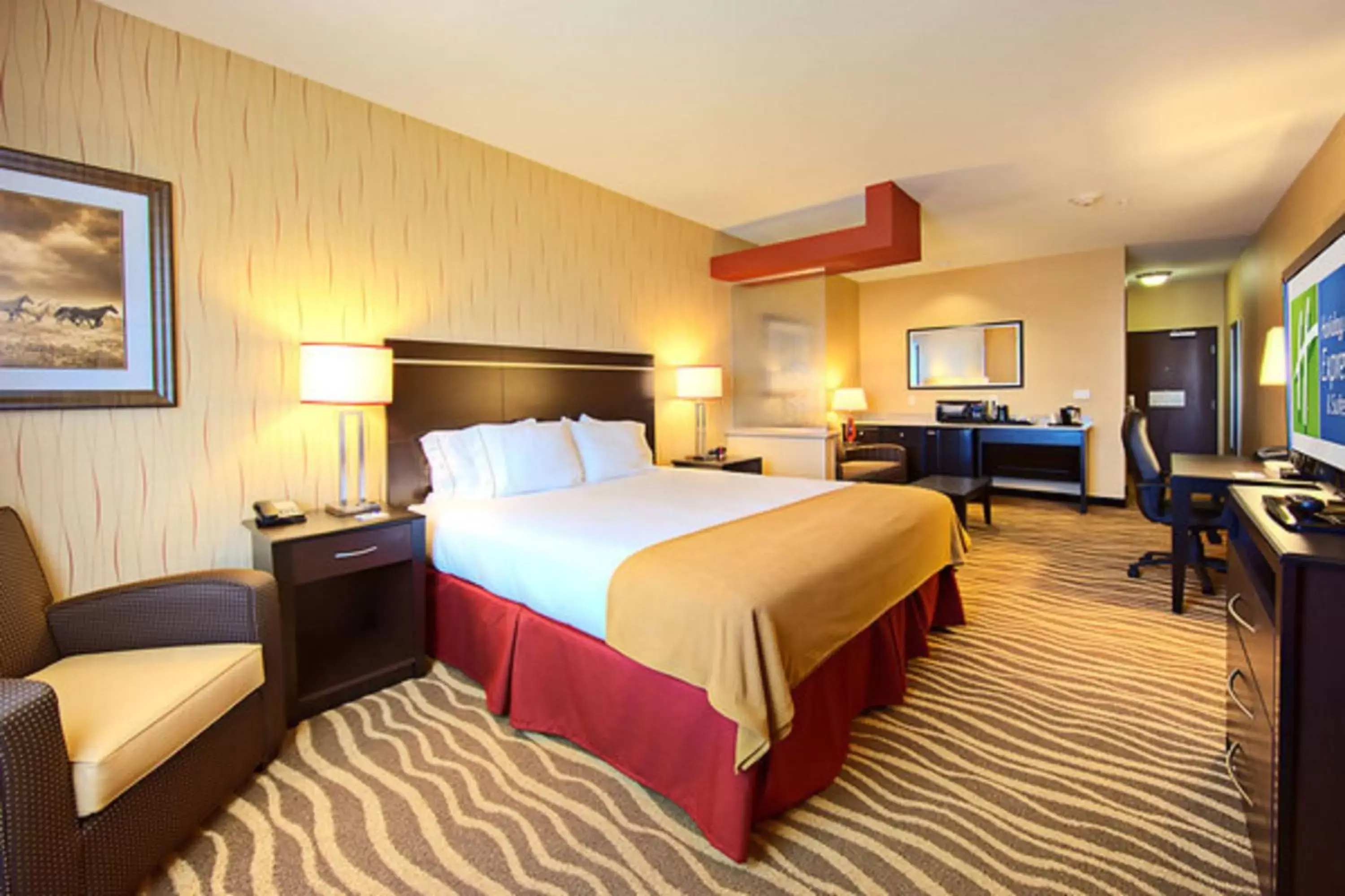 Photo of the whole room, Bed in Holiday Inn Express & Suites Cotulla, an IHG Hotel