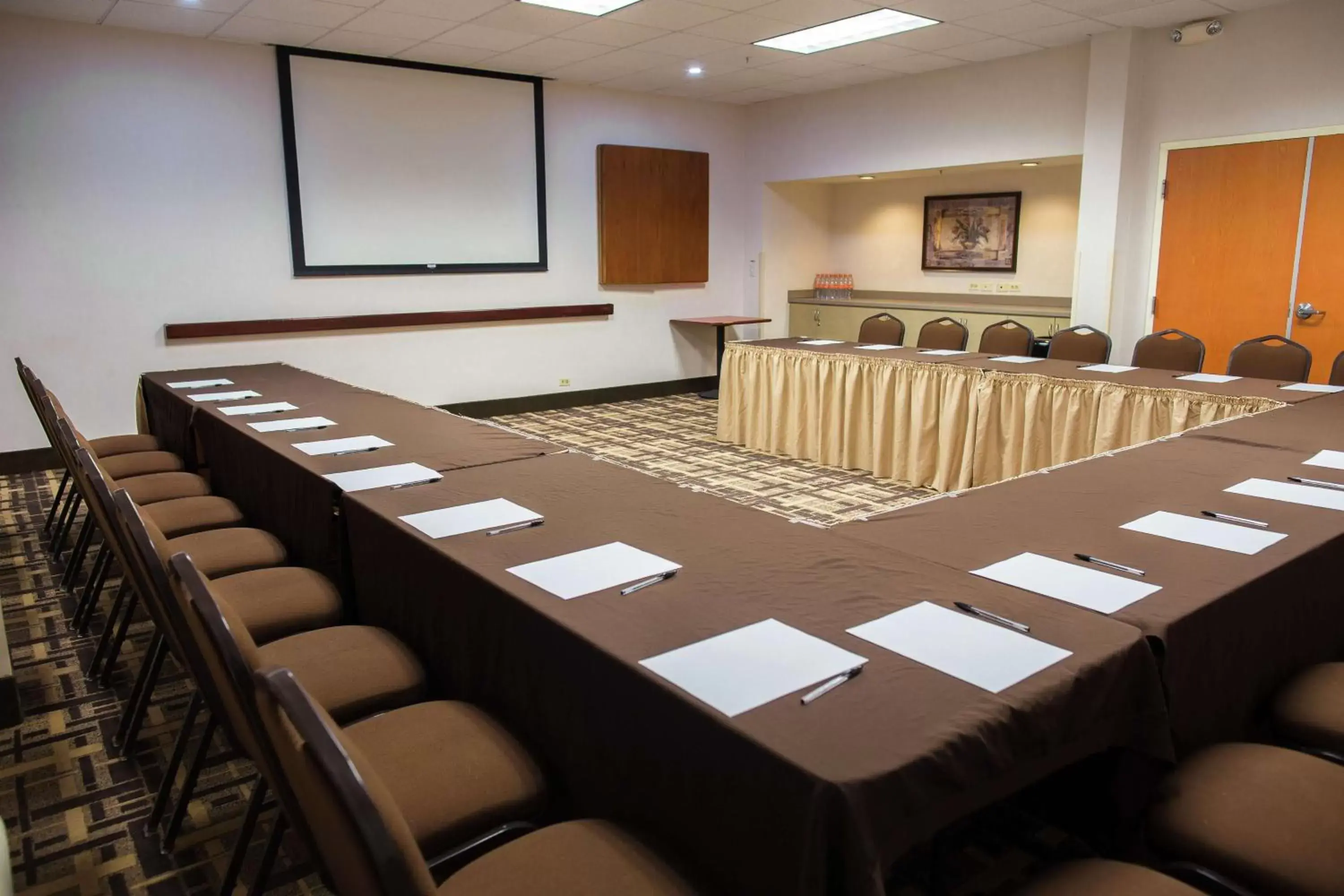 Meeting/conference room, Business Area/Conference Room in Hampton Inn Torreon Airport-Galerias