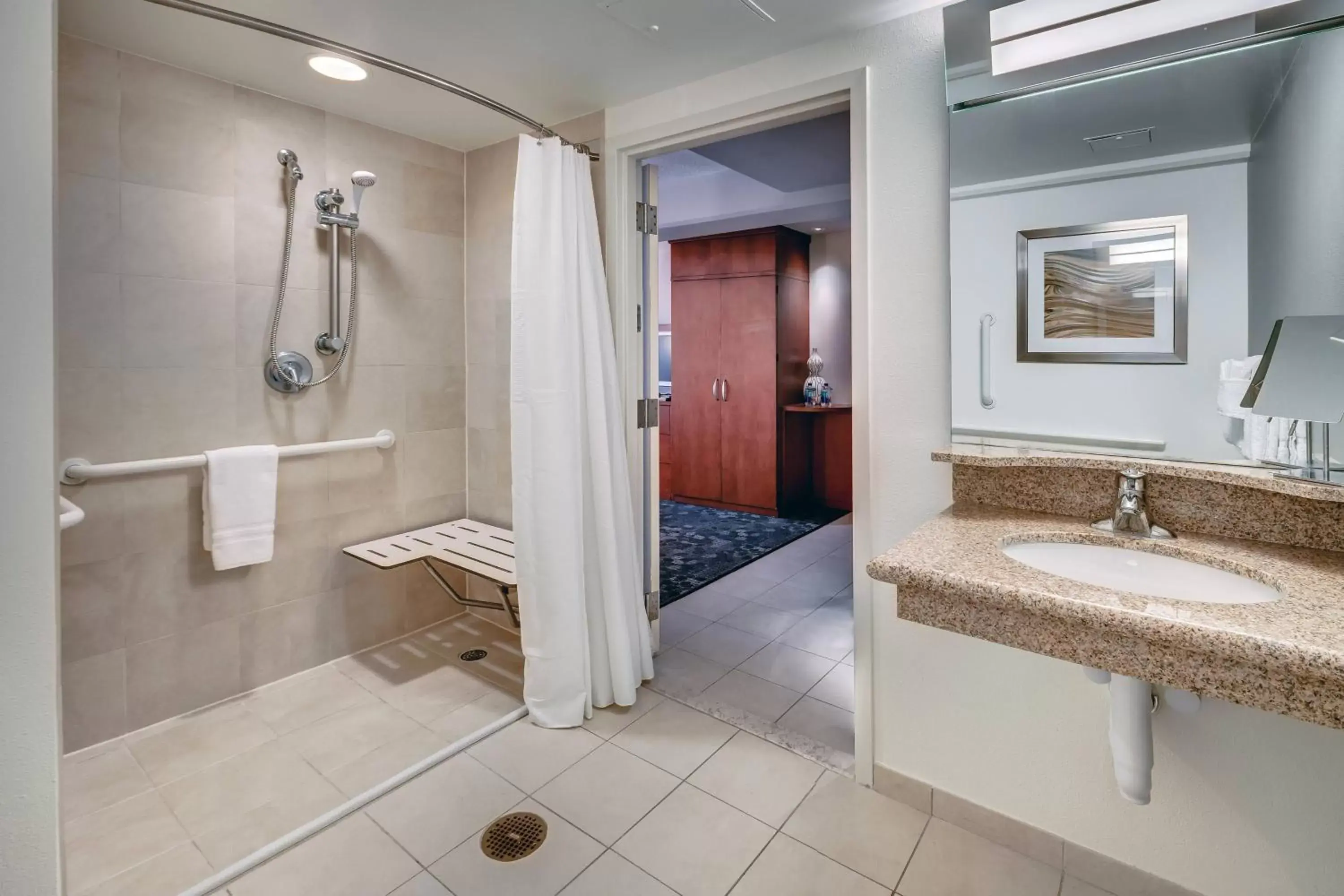 Bathroom in Courtyard by Marriott Jacksonville Beach Oceanfront