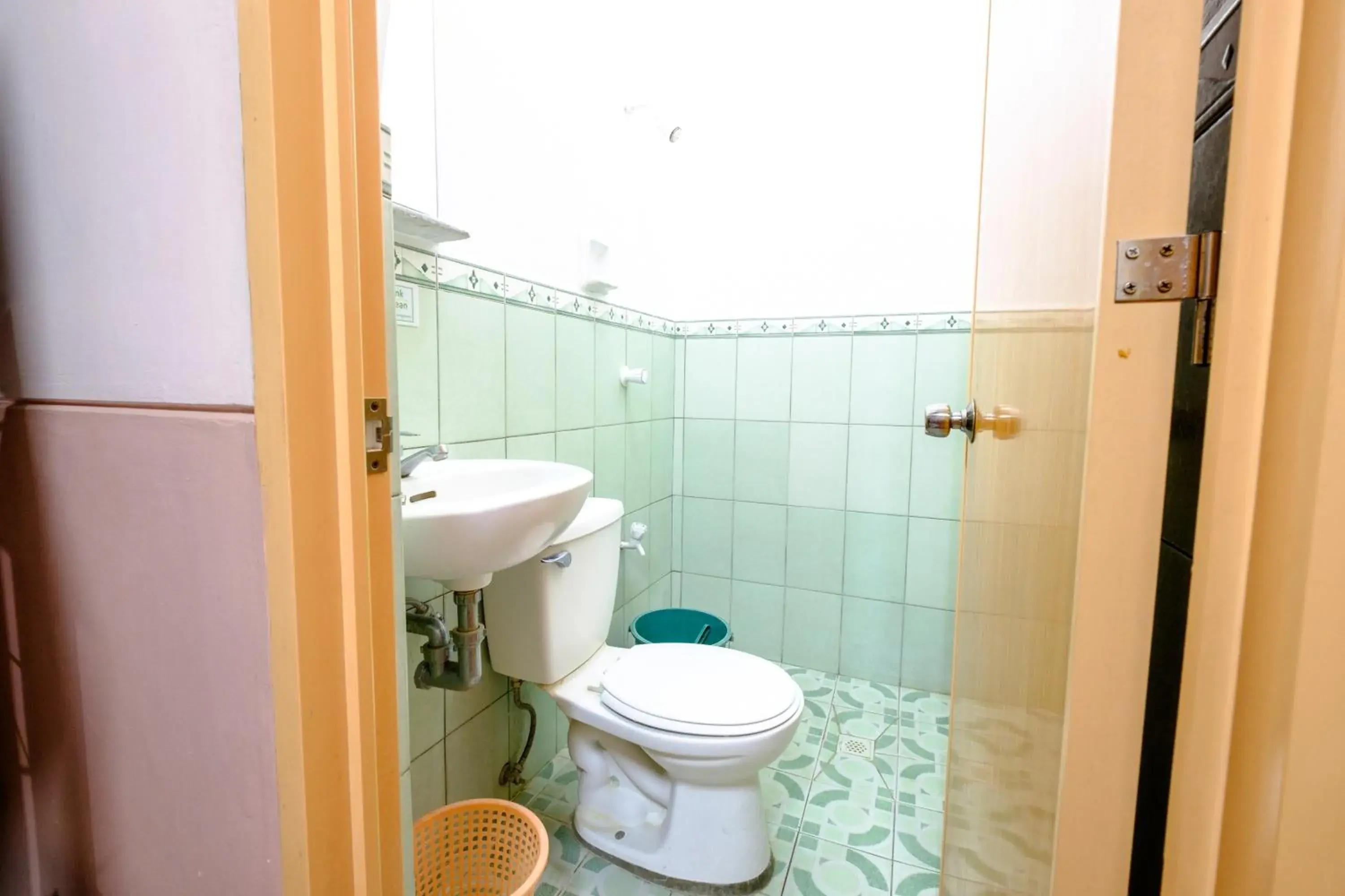 Shower, Bathroom in GV Hotel - Ozamiz