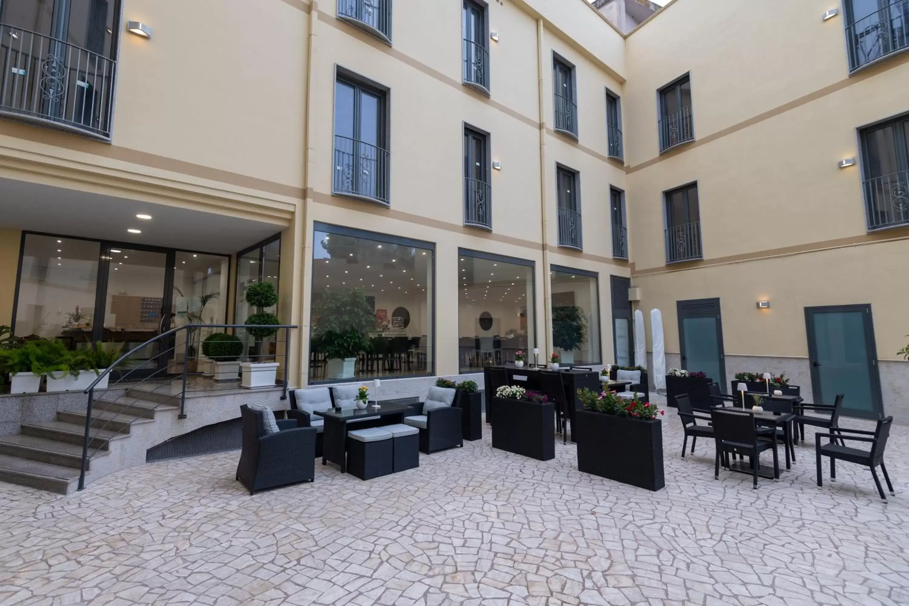 Inner courtyard view in Hotel Auditorium