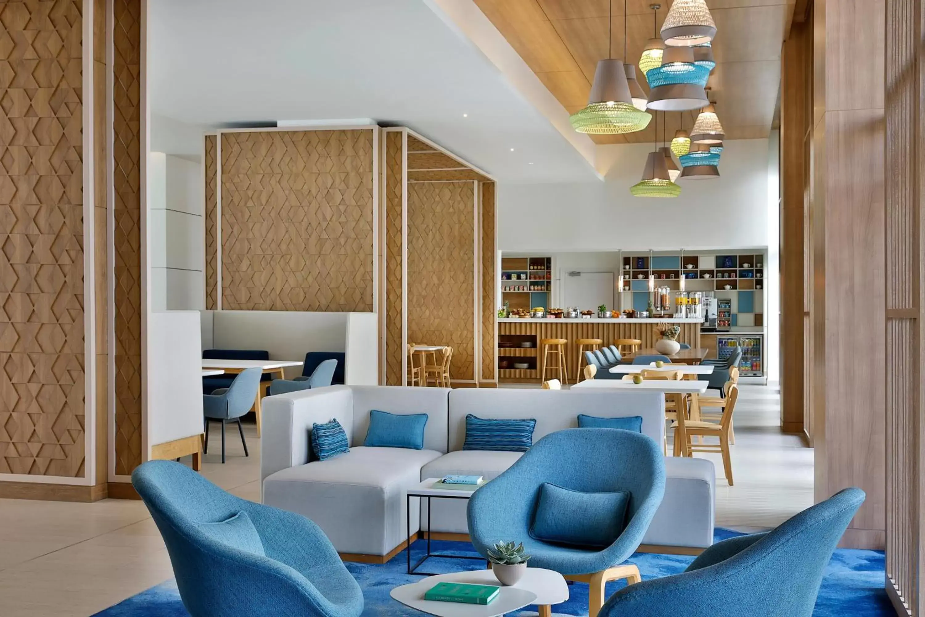 Lobby or reception, Lounge/Bar in Element Dubai Airport