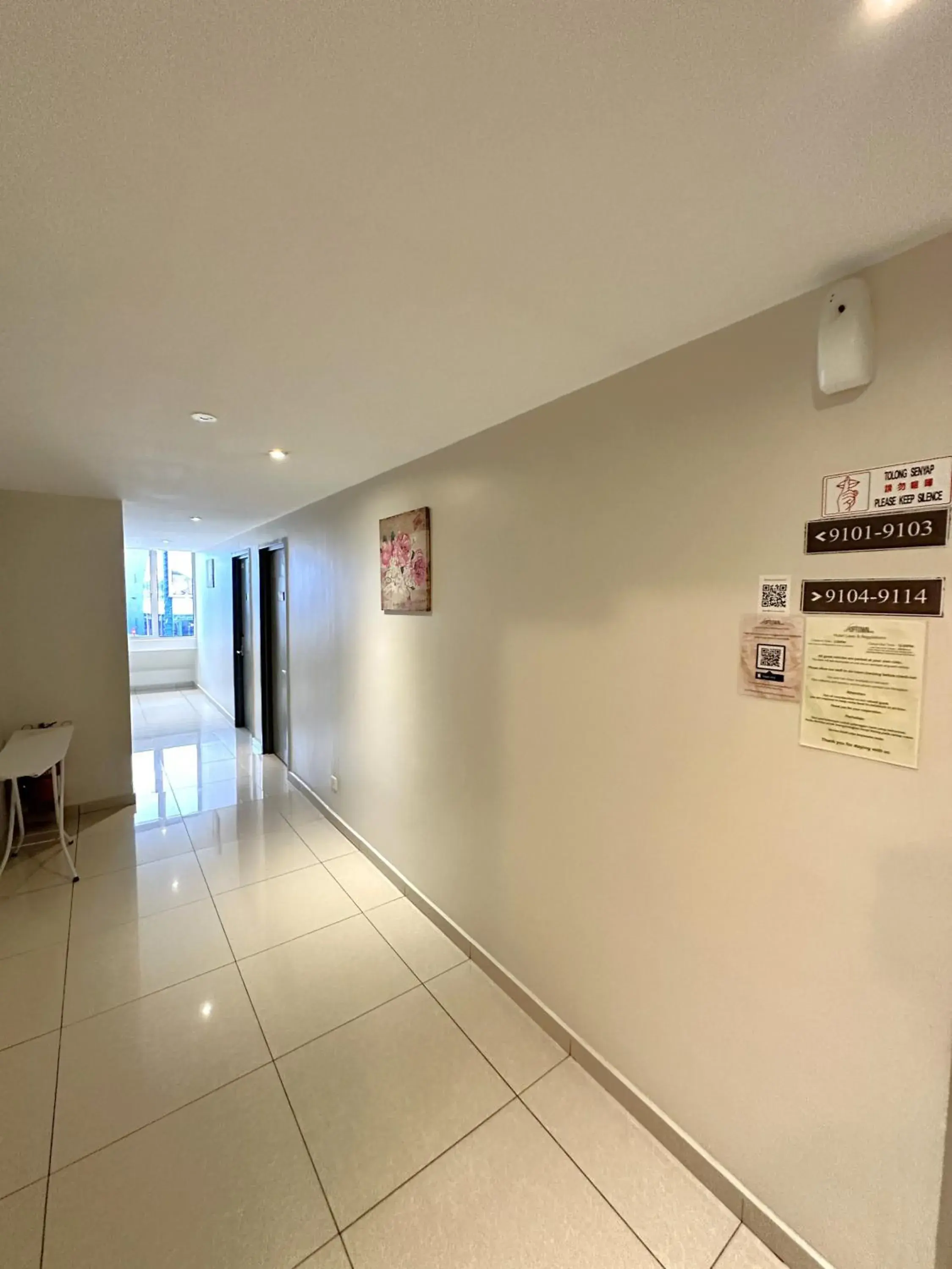 Area and facilities in De UPTOWN Hotel @ P.J. 222