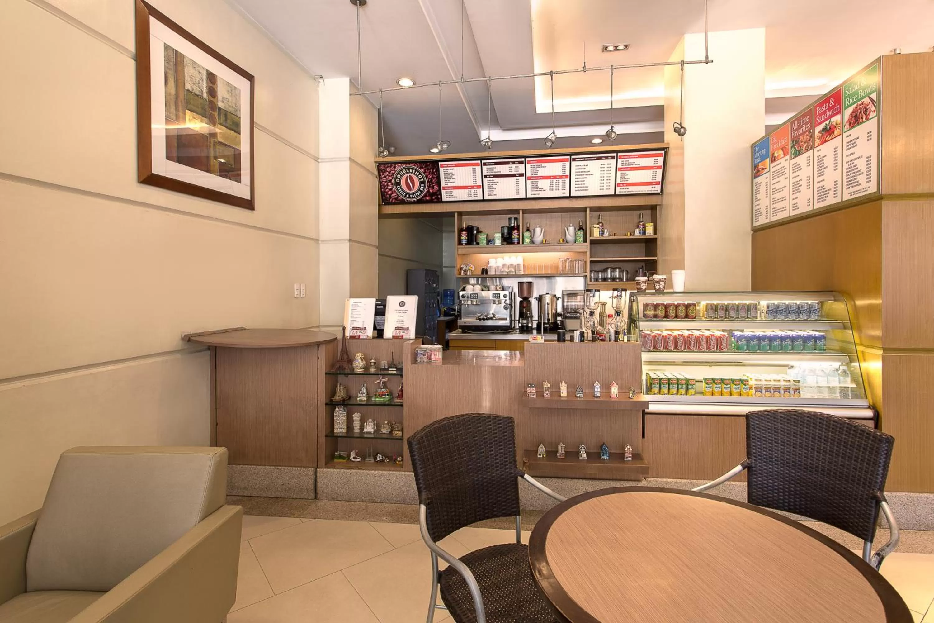 Restaurant/Places to Eat in Vieve Hotel