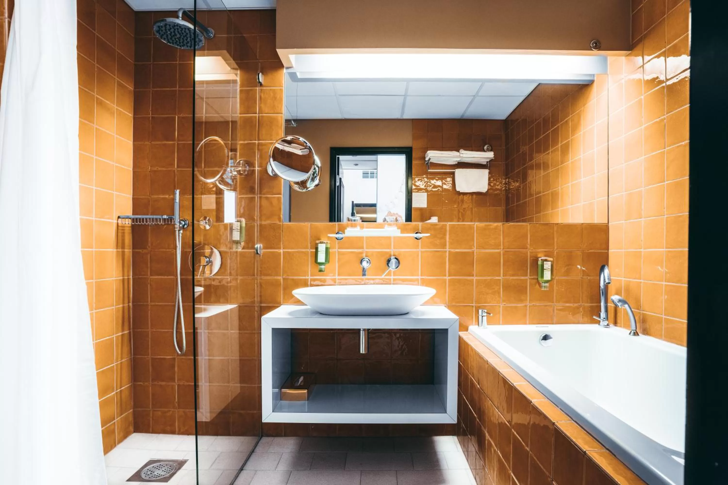 Shower in Arensburg Boutique Hotel & Spa