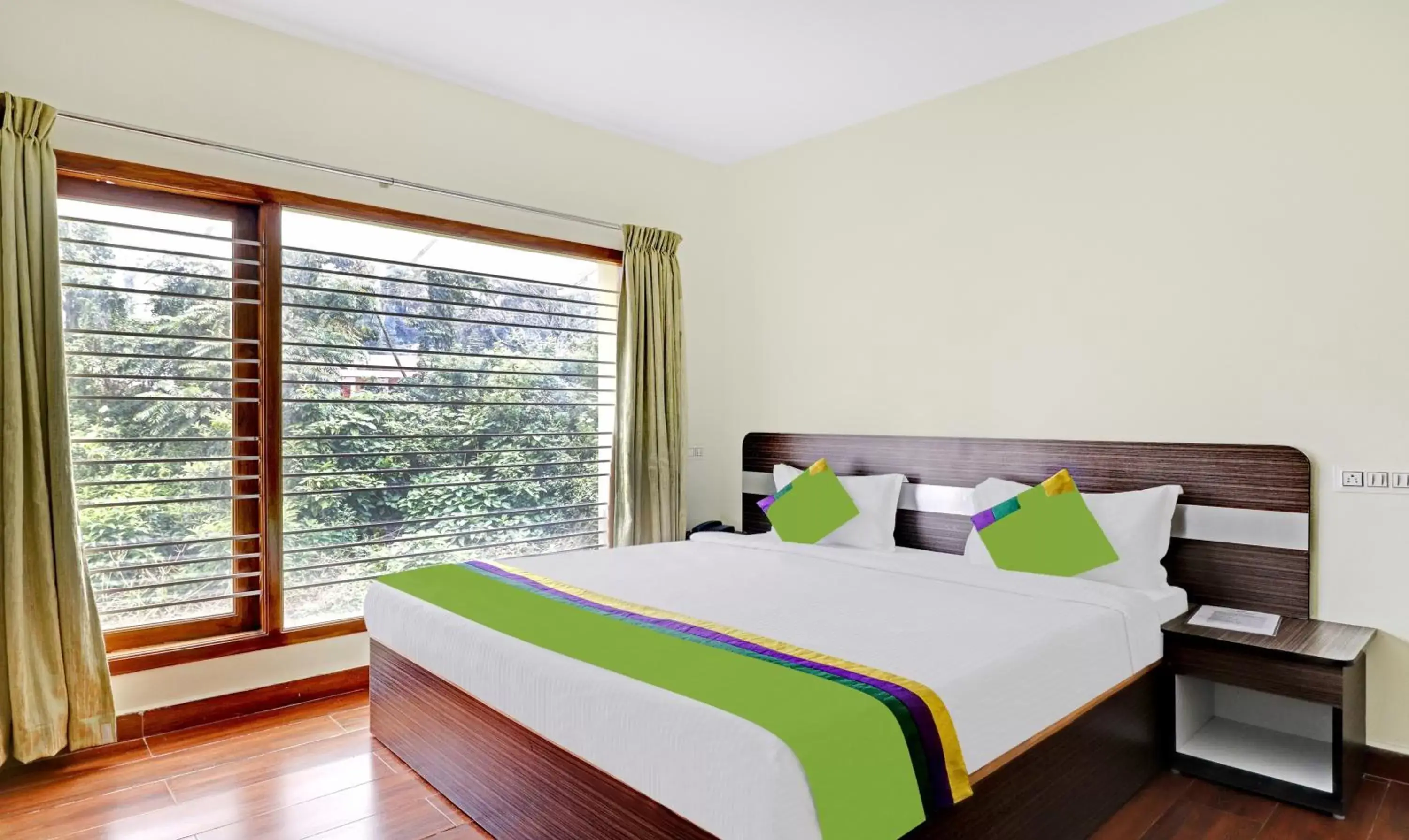 Bedroom, Bed in Treebo Aall Season Bedroom, Bed in Treebo Aall Season