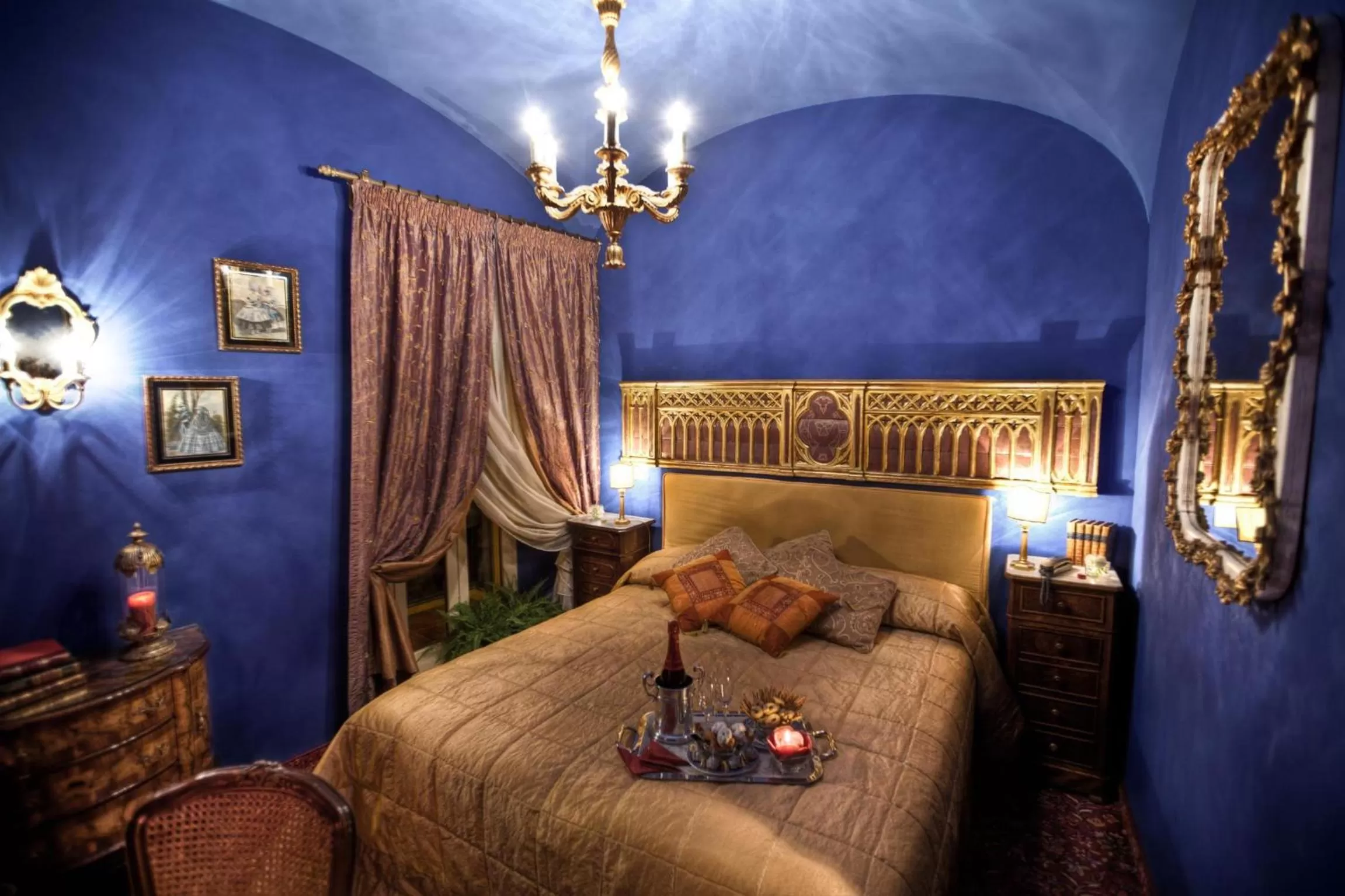 Bed in Boutique Hotel Campo de' Fiori