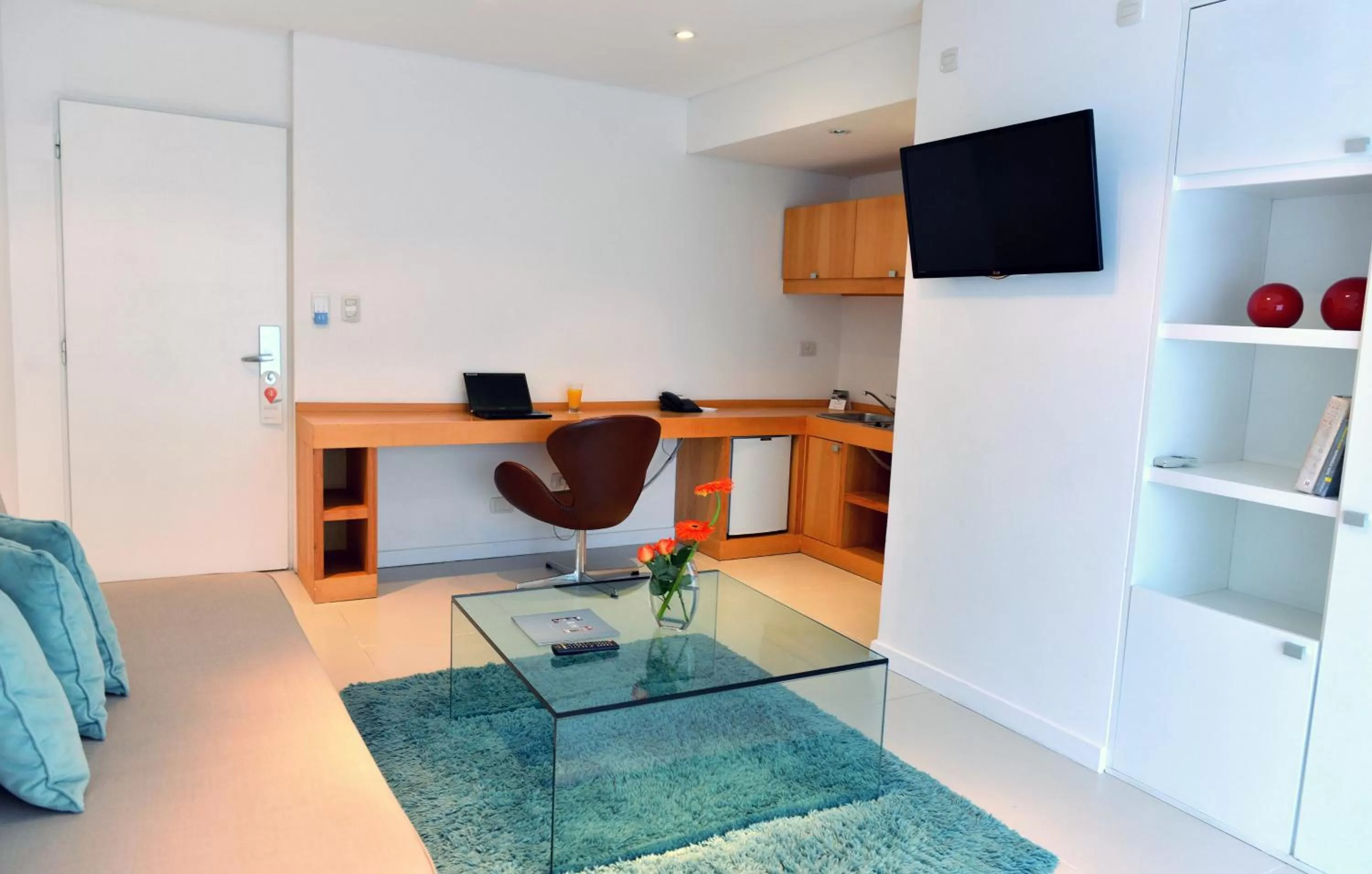 Decorative detail, Seating Area in Rochester Hotel M