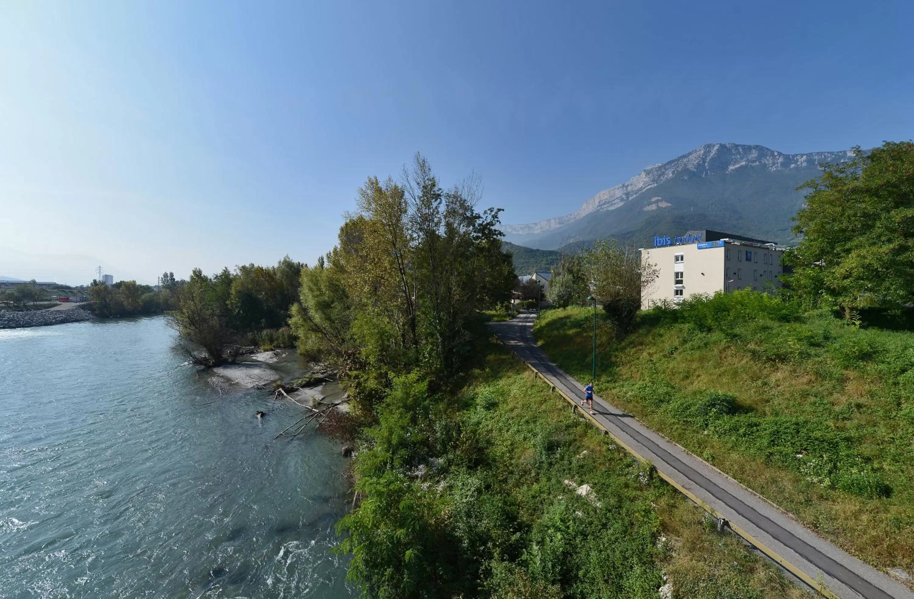 Hiking in Ibis Budget Grenoble Sud Seyssins