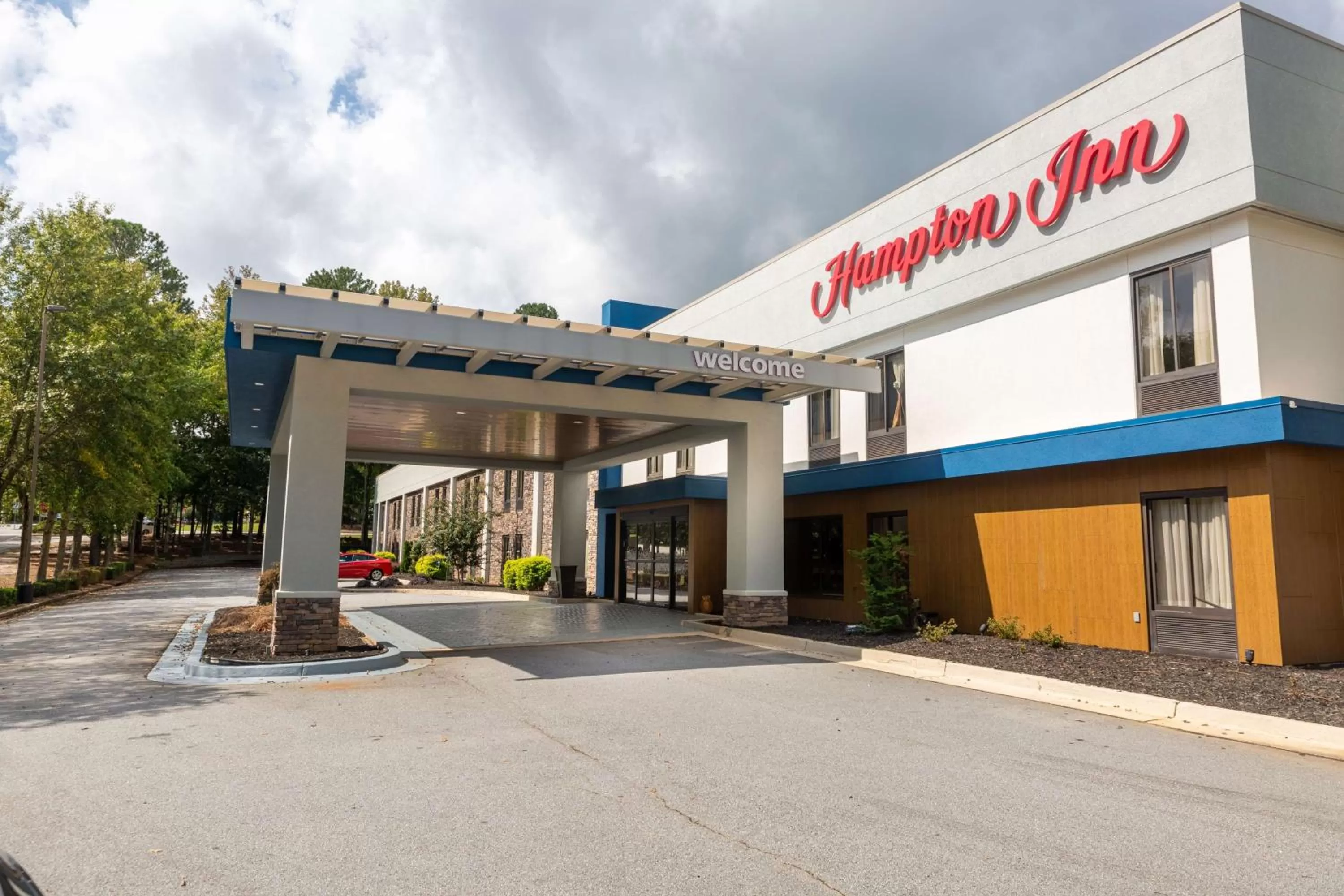 Property building in Hampton Inn Atlanta/Peachtree City