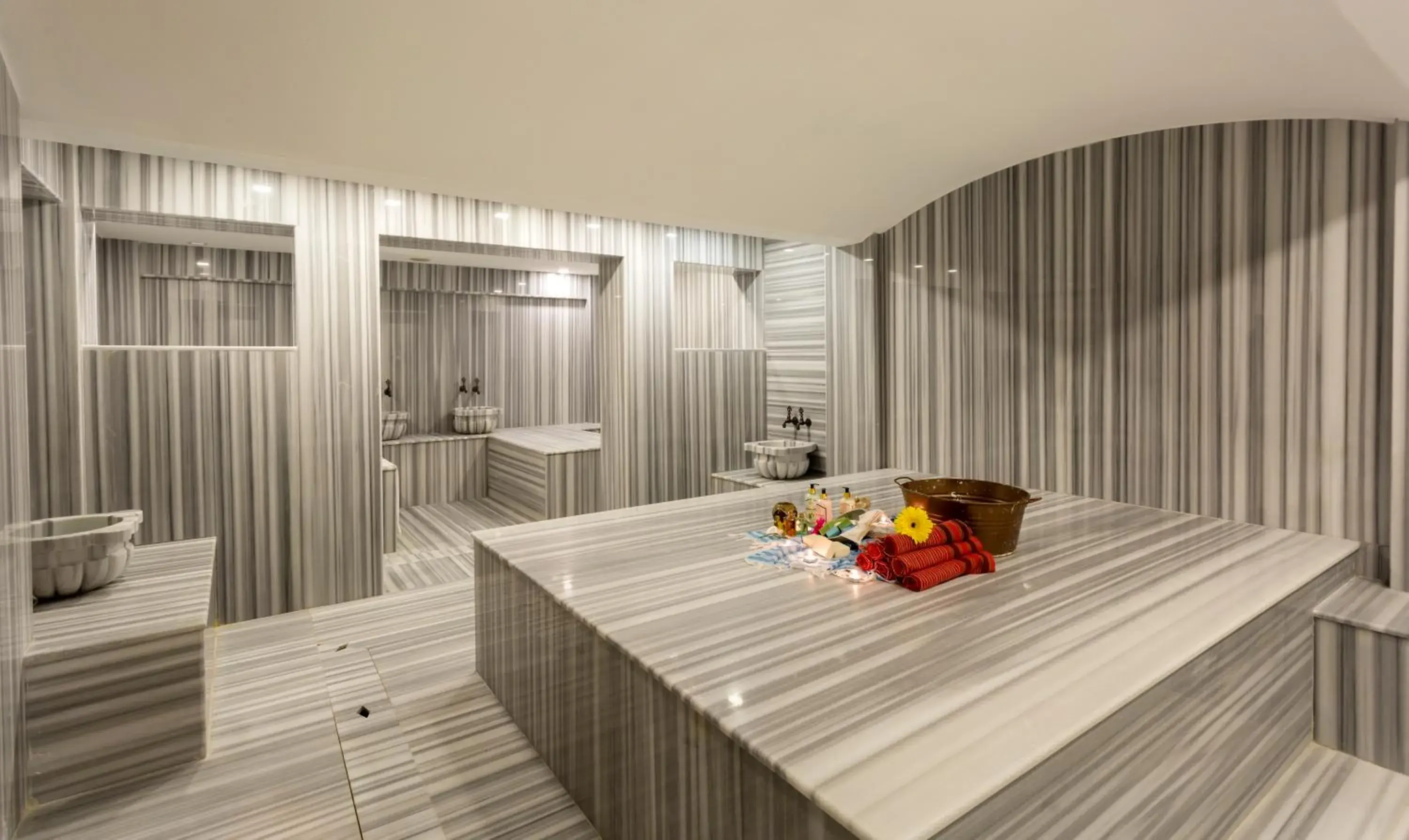 Sauna in Wise Hotel & Spa - Adults Only