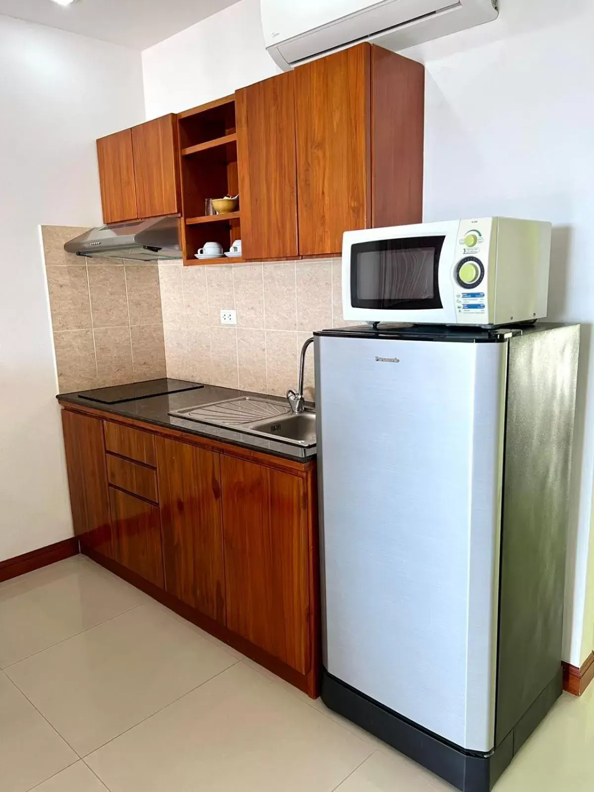 Kitchen/Kitchenette in Mountain Seaview Luxury Apartments