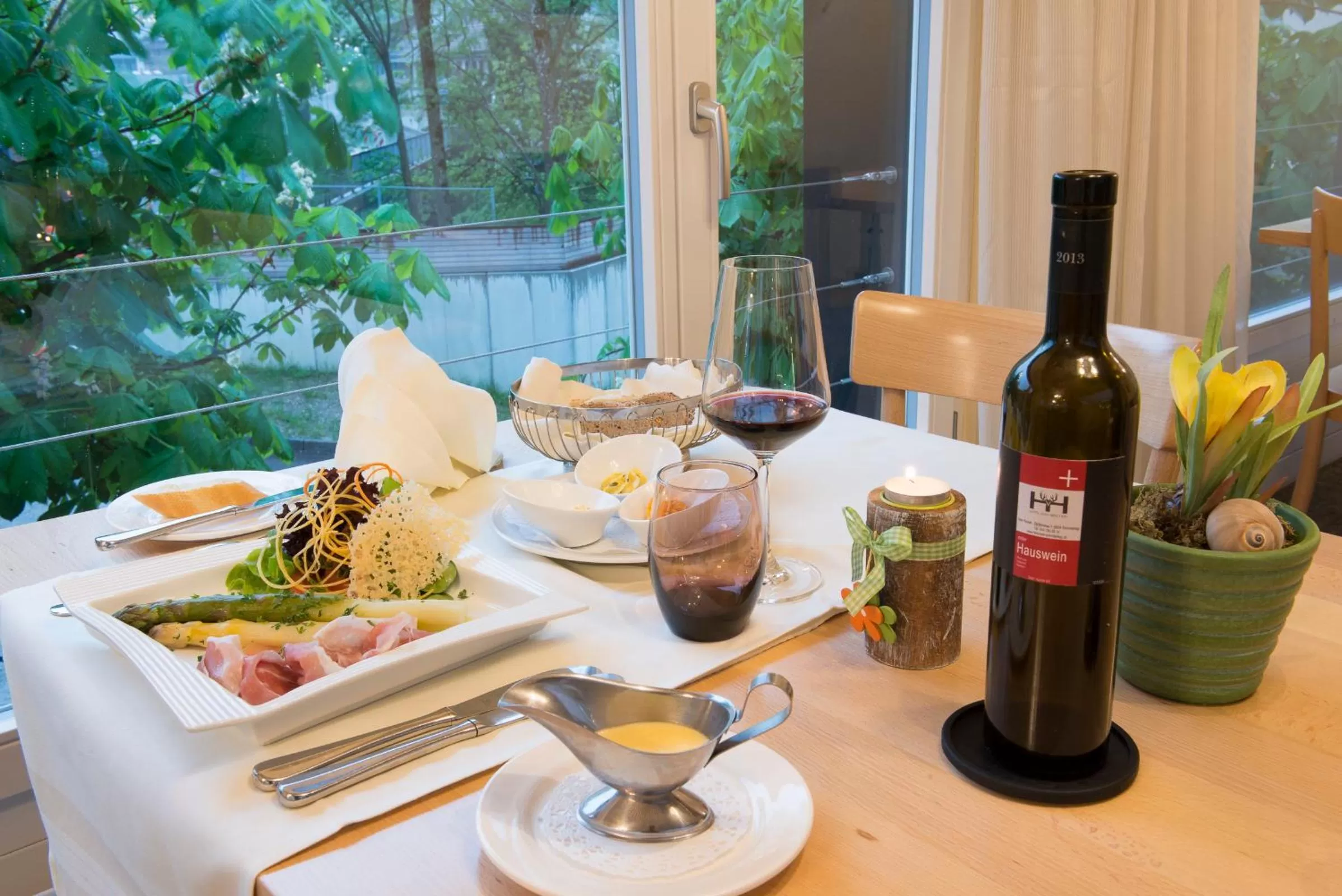 Food and drinks in Hotel zum Hirschen