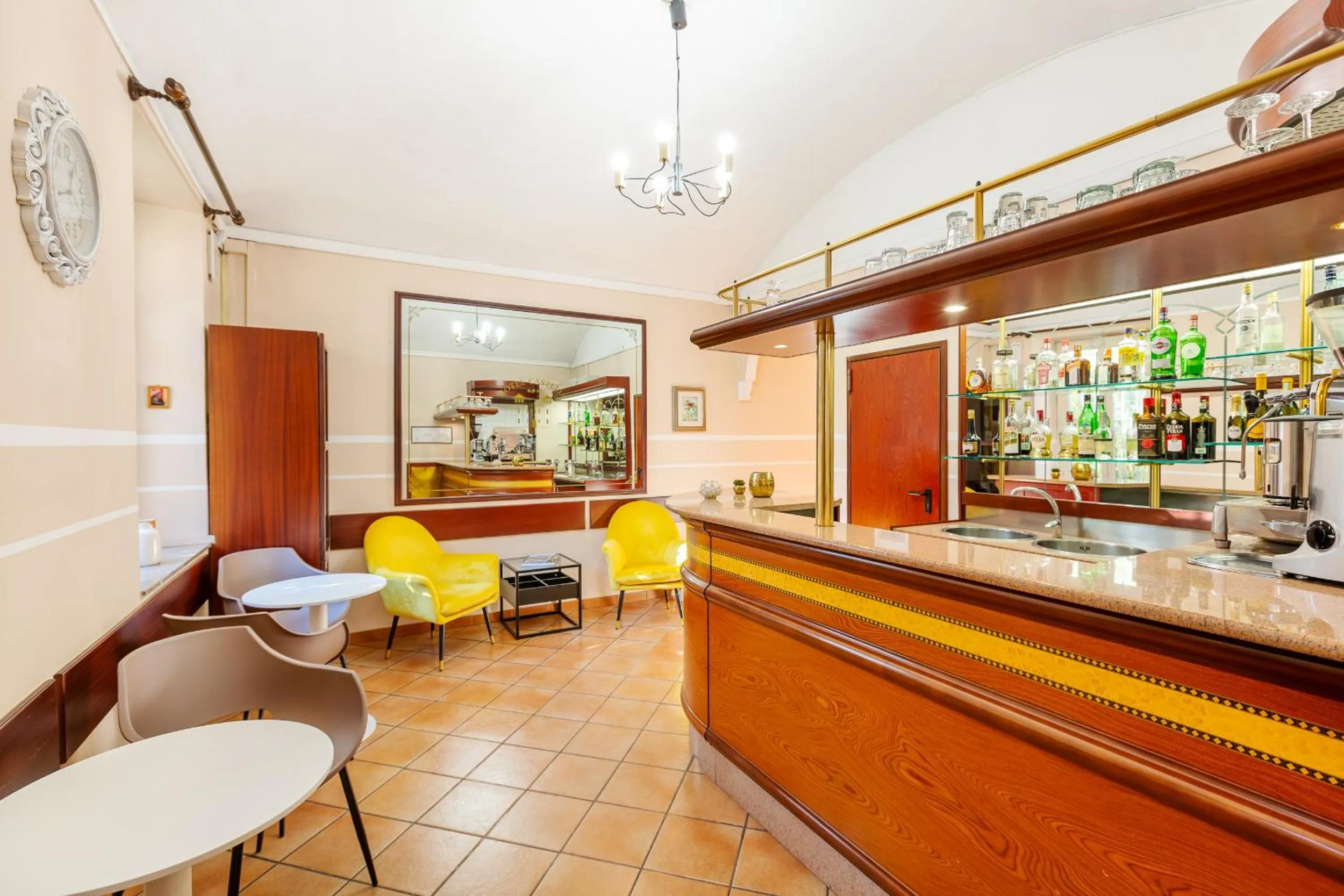 Lounge or bar in Hotel Castello