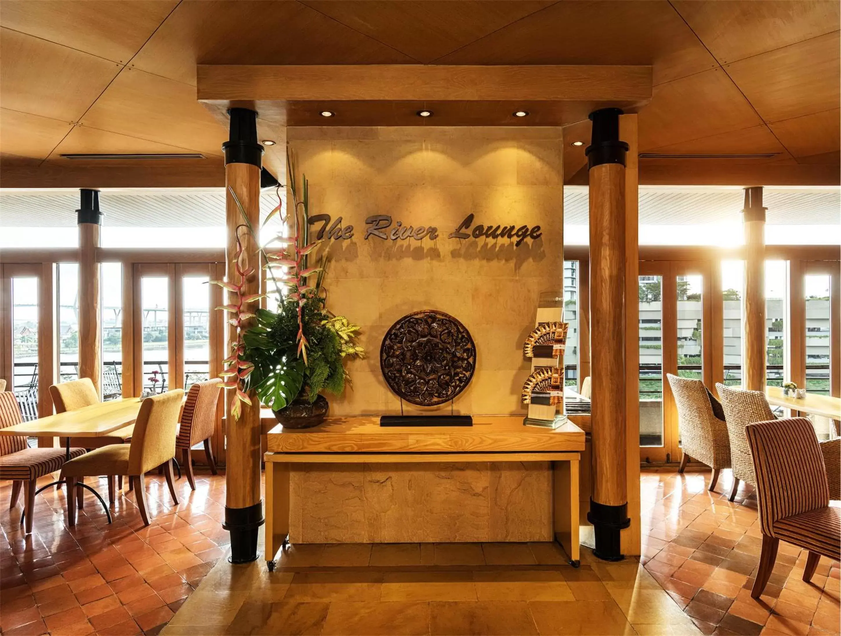 Restaurant/places to eat, Lobby/Reception in Riverfront Bangkok - SHA Extra Plus