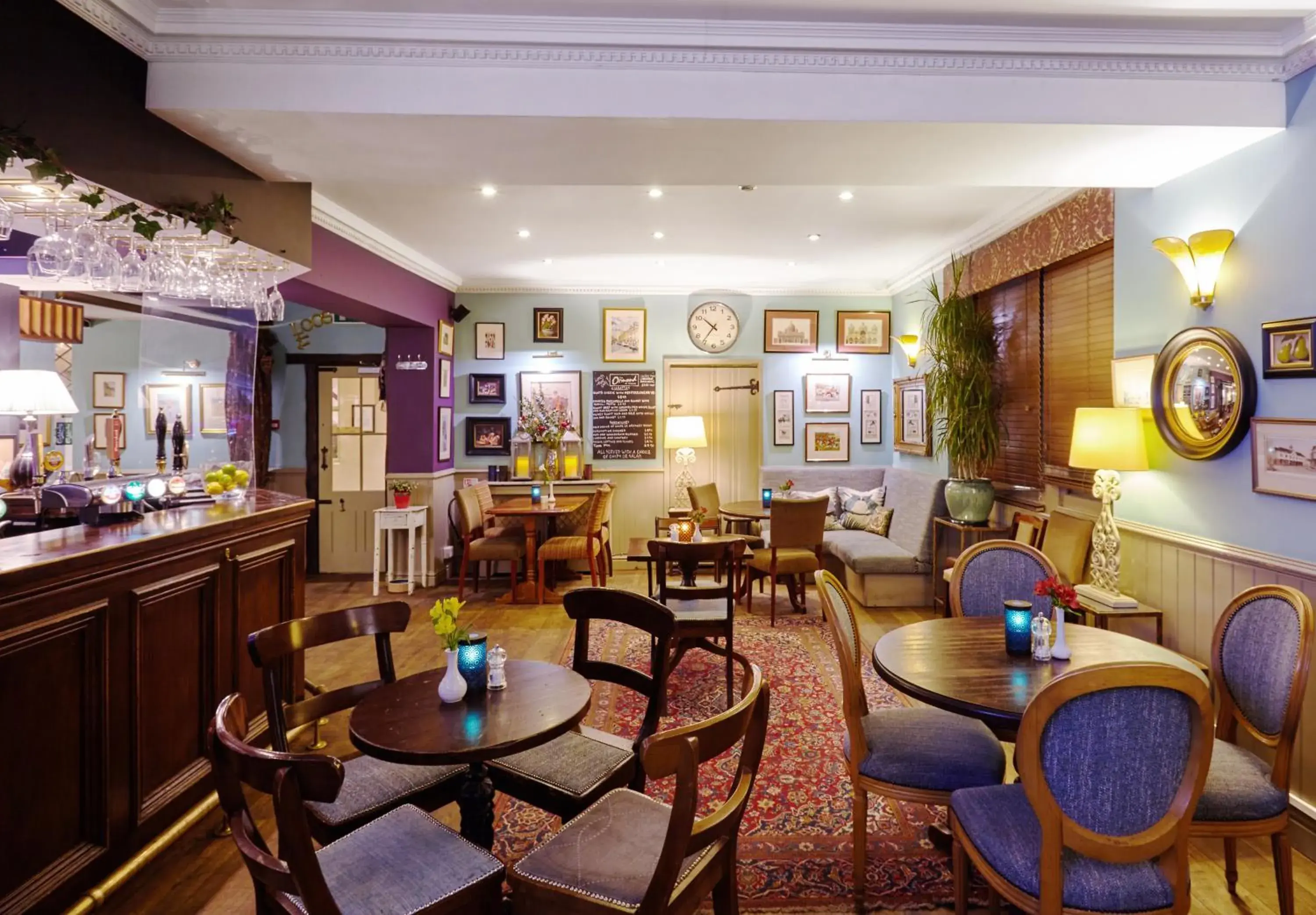 Lounge or bar, Restaurant/Places to Eat in The Ormond At Tetbury