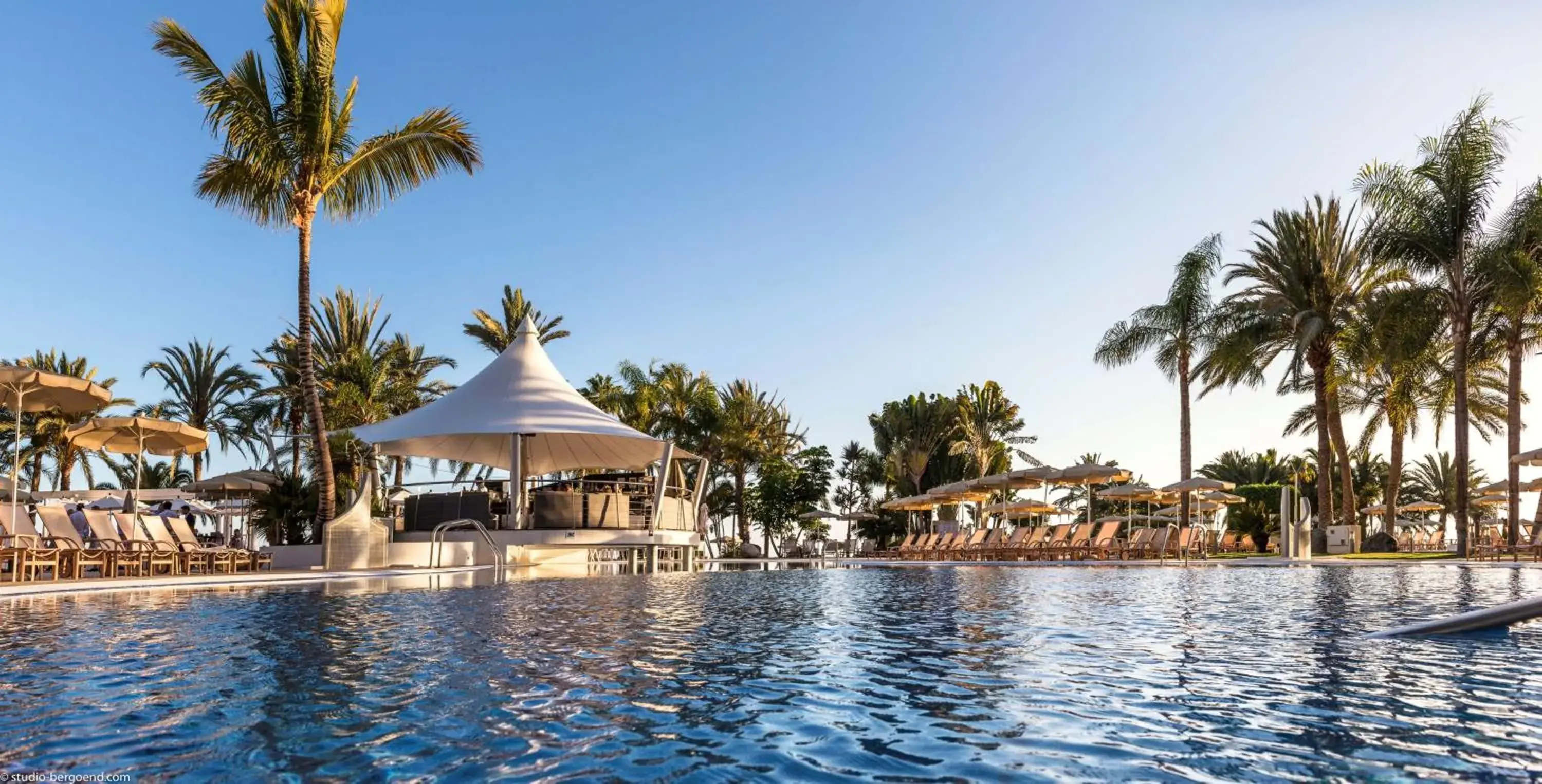 Activities, Swimming Pool in Radisson Blu Resort Gran Canaria