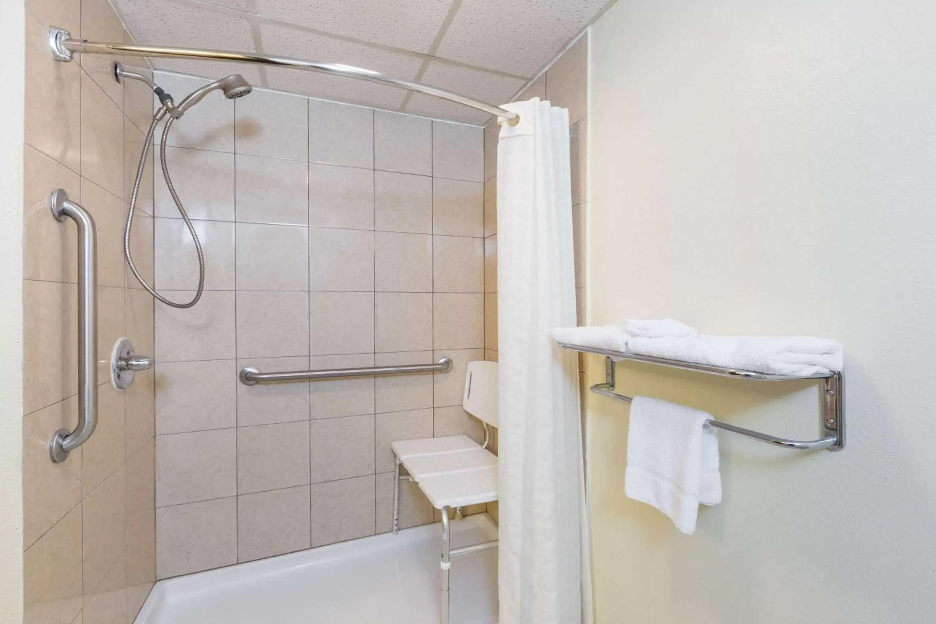 Shower, Bathroom in Super 8 by Wyndham Newton