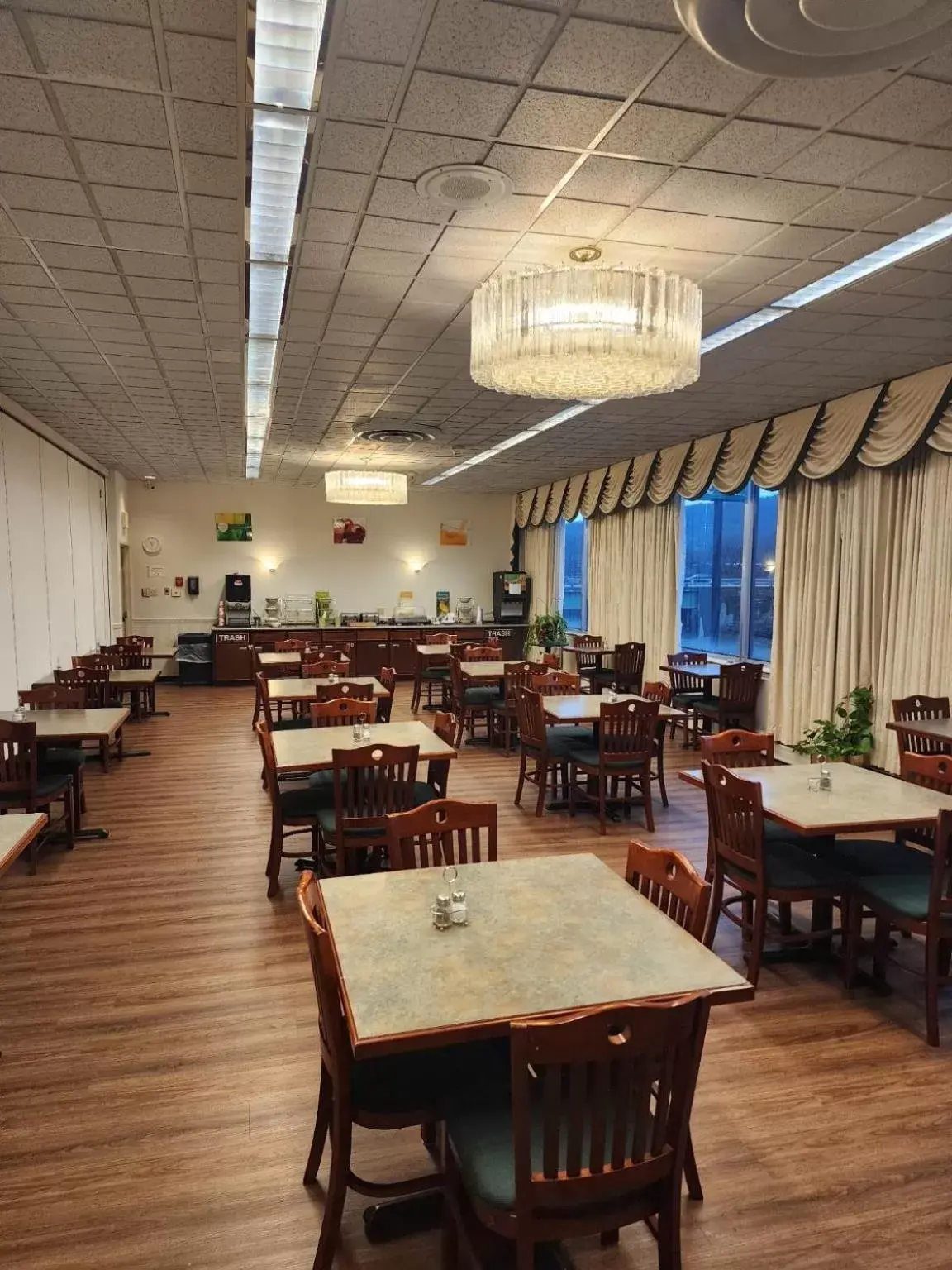 Restaurant/Places to Eat in Quality Inn Horseheads