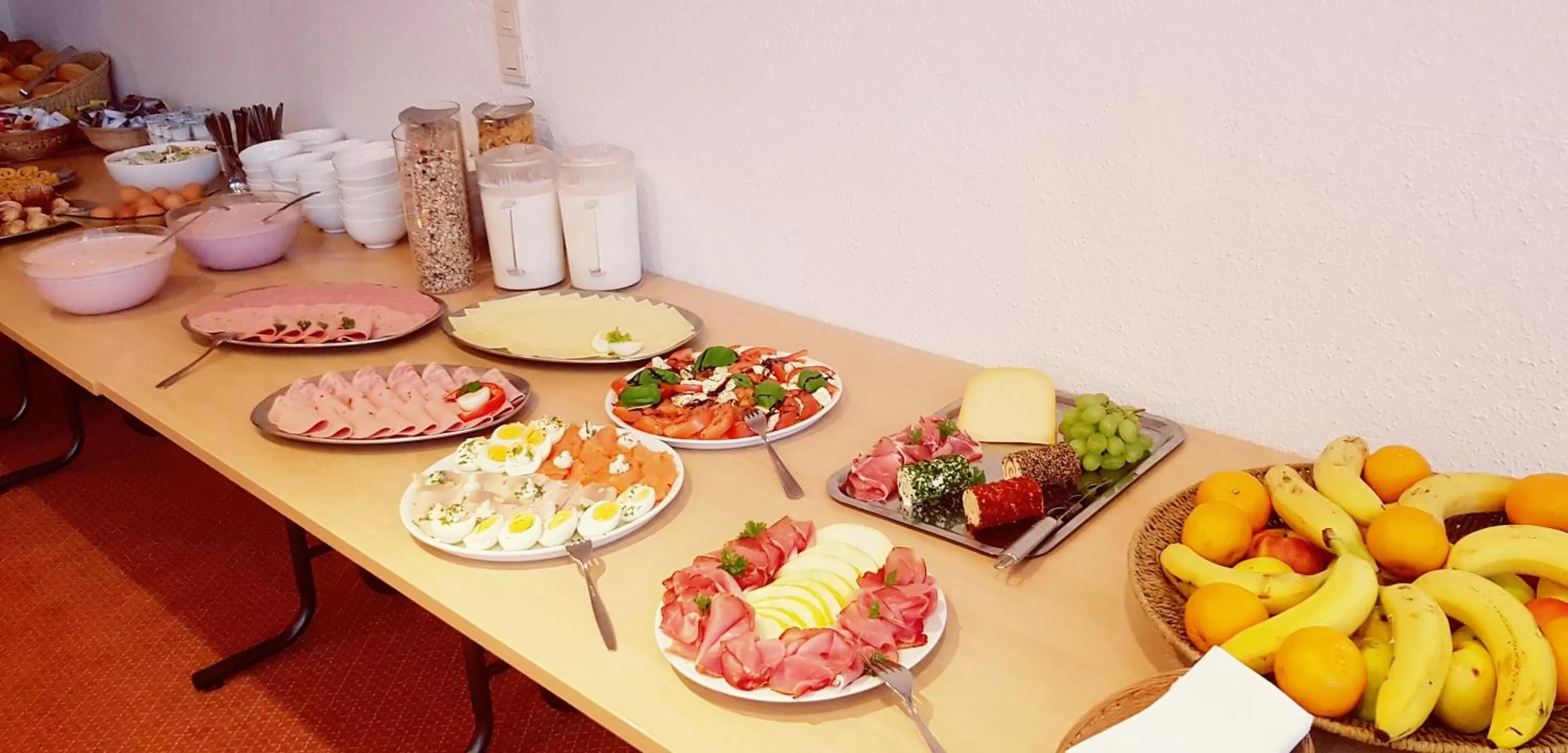 Buffet breakfast in Opal Hotel