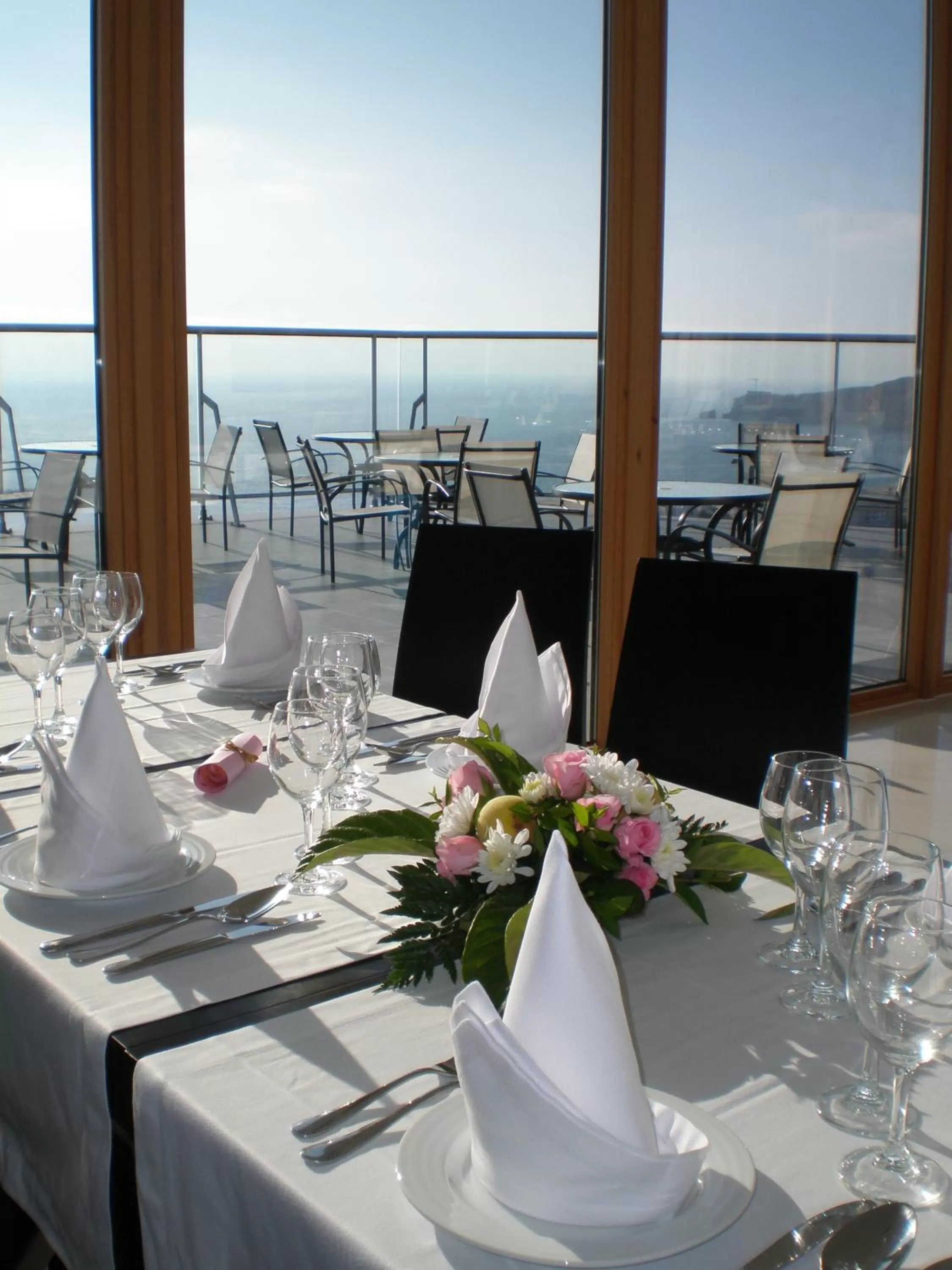 Restaurant/places to eat in Hotel Miramar Sul