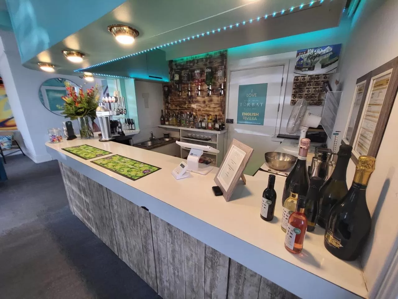 Lobby or reception in Beach Hotel Torbay B&B