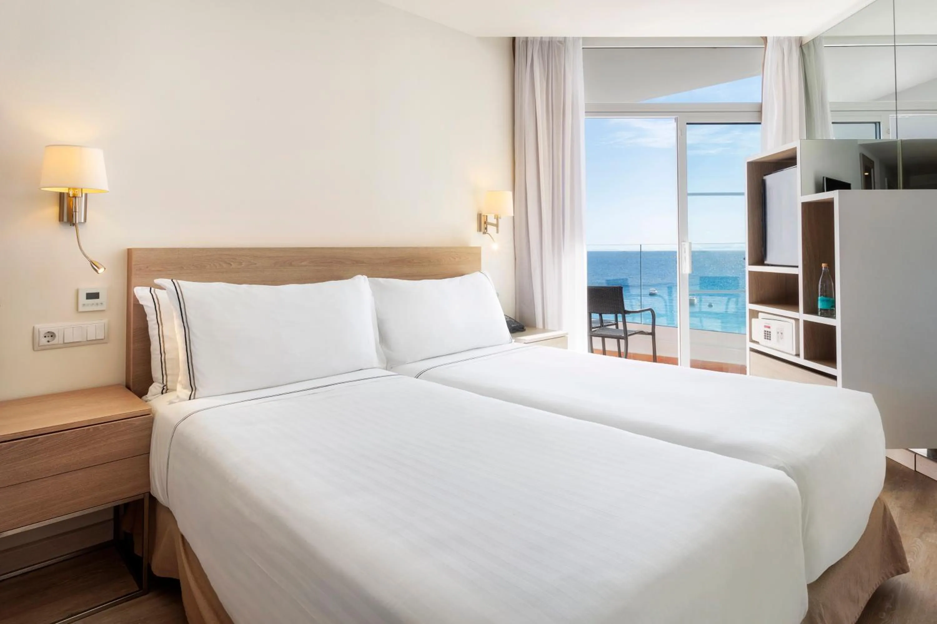 Bed in Meliá Cala Galdana