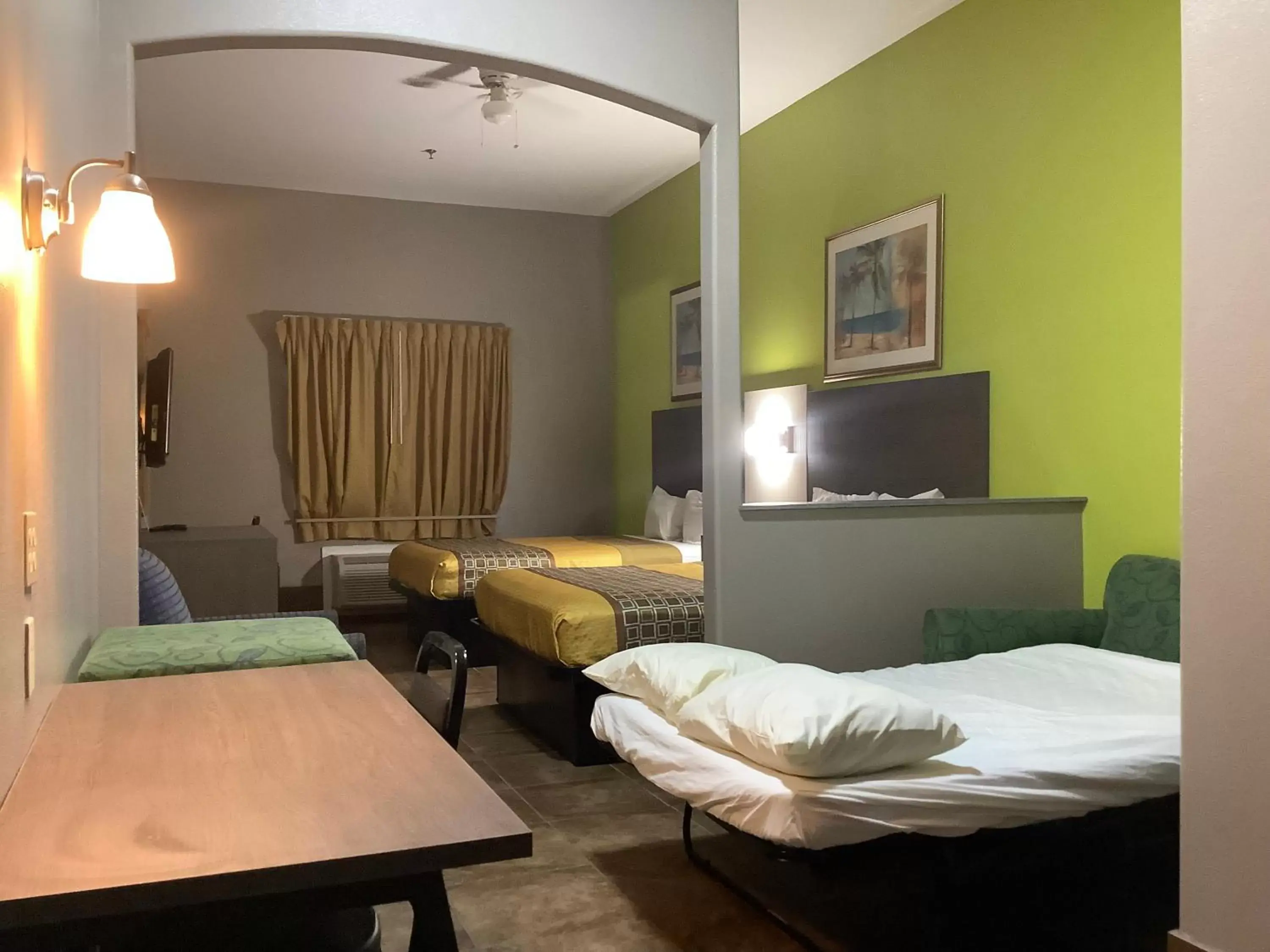 Bed in Texas Inn - Welasco/Mercedes Bed in Texas Inn - Welasco/Mercedes