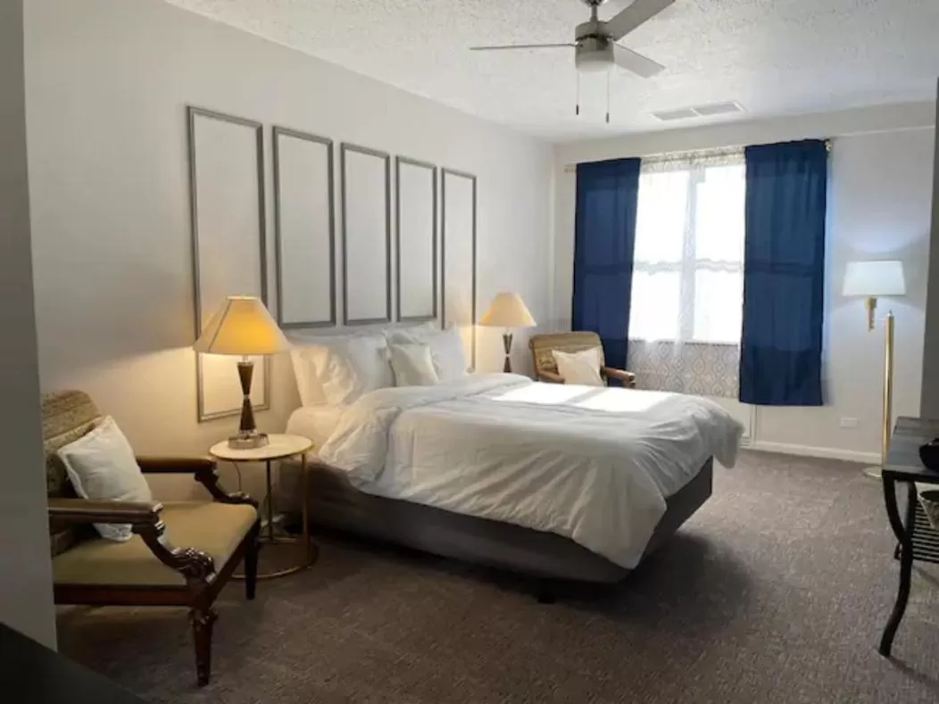 Bed in Hotel Phillips