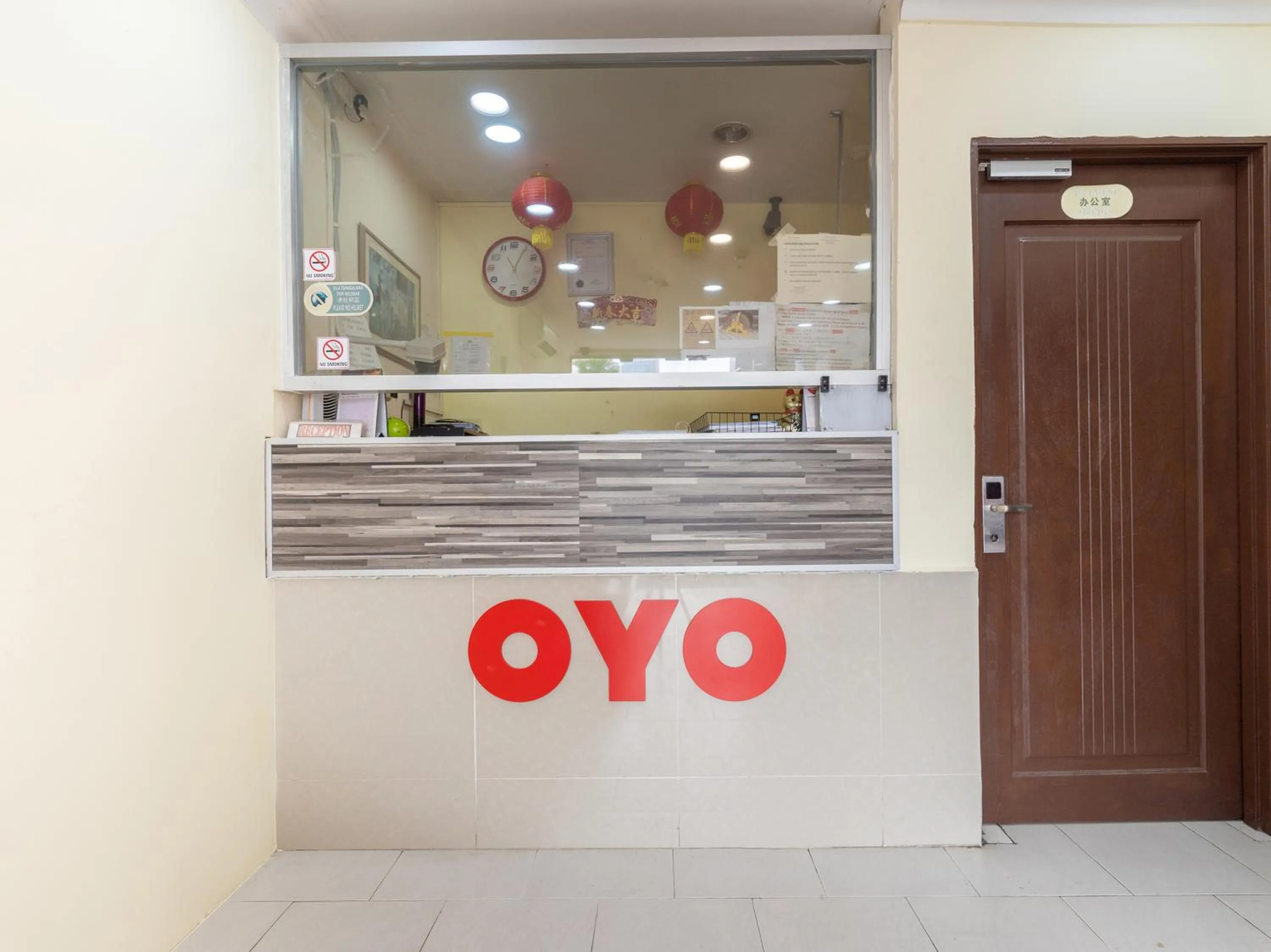 Lobby or reception in OYO 89717 Budget Star Hotel