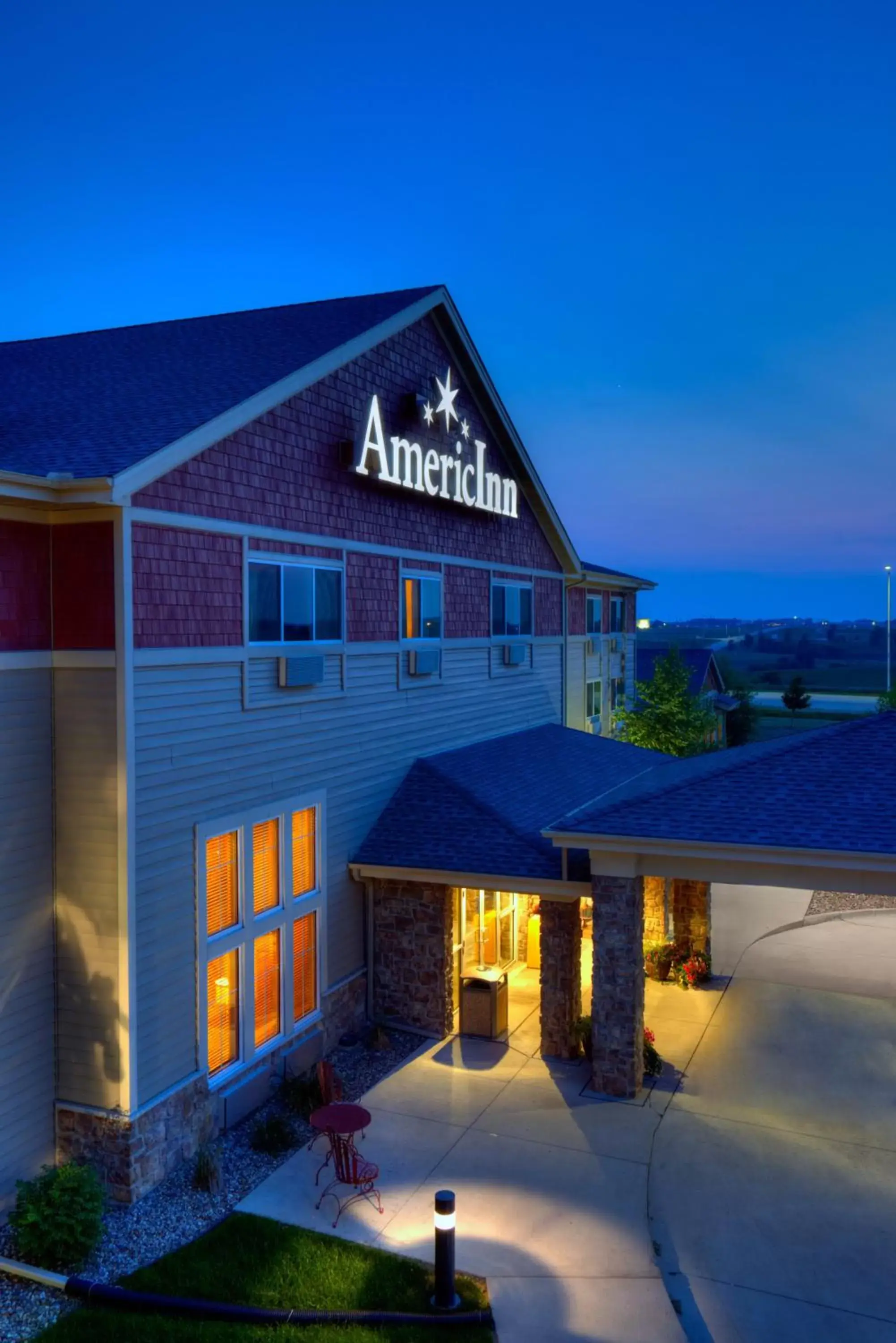 Bird's eye view, Property Building in AmericInn by Wyndham Newton