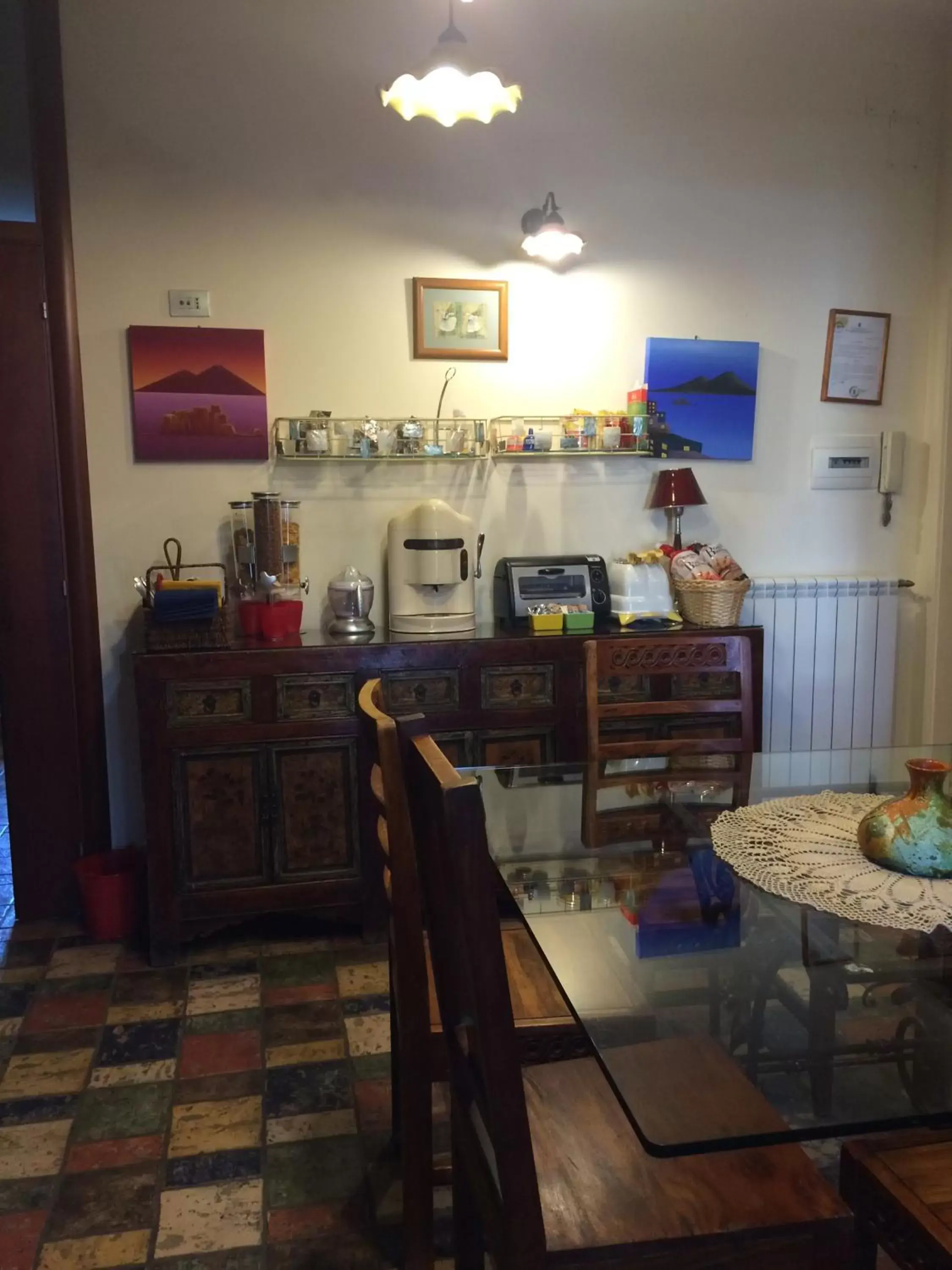 Photo of the whole room, Restaurant/Places to Eat in B&B Casamiranapoli