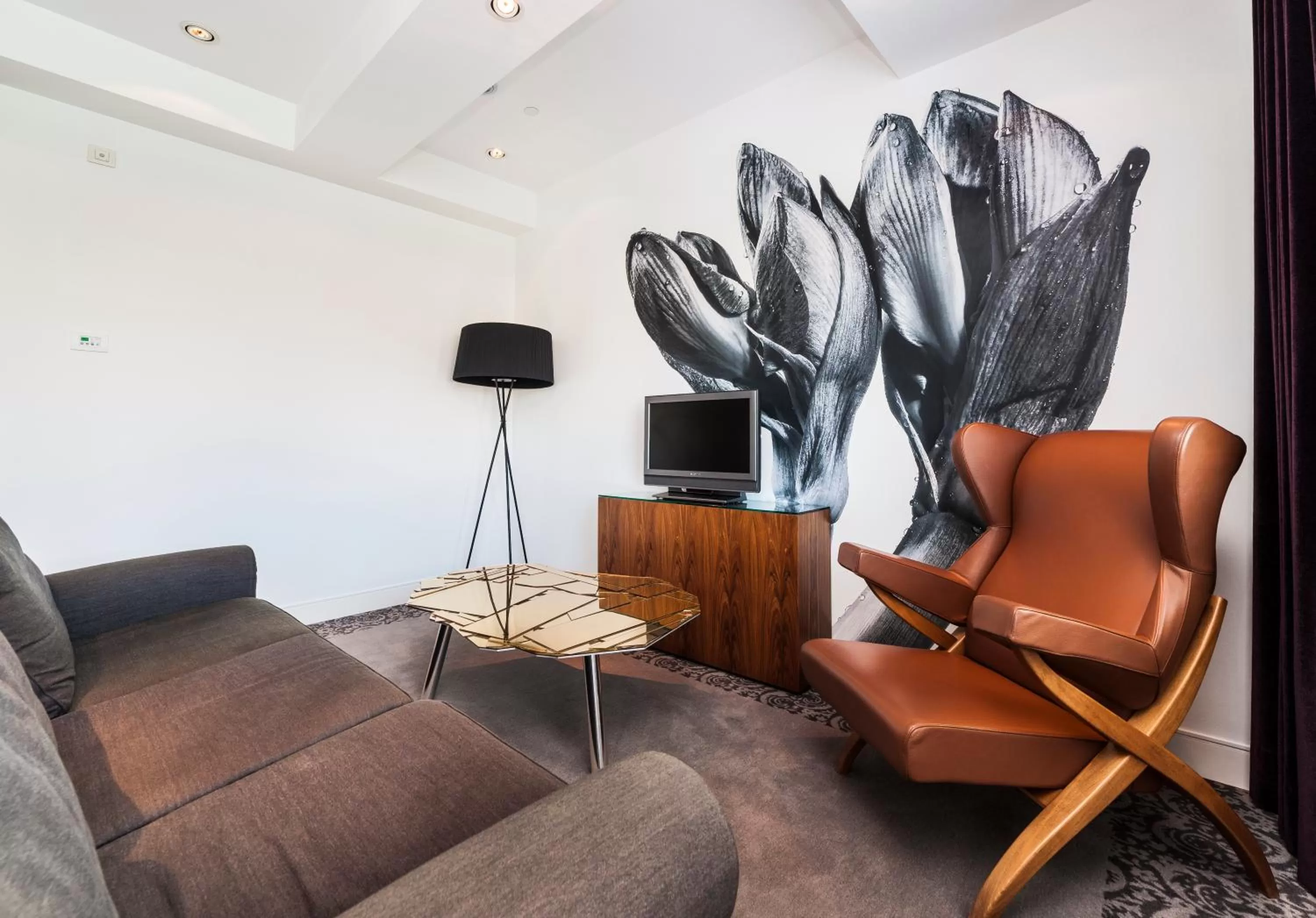 Decorative detail in Palacio Avenida