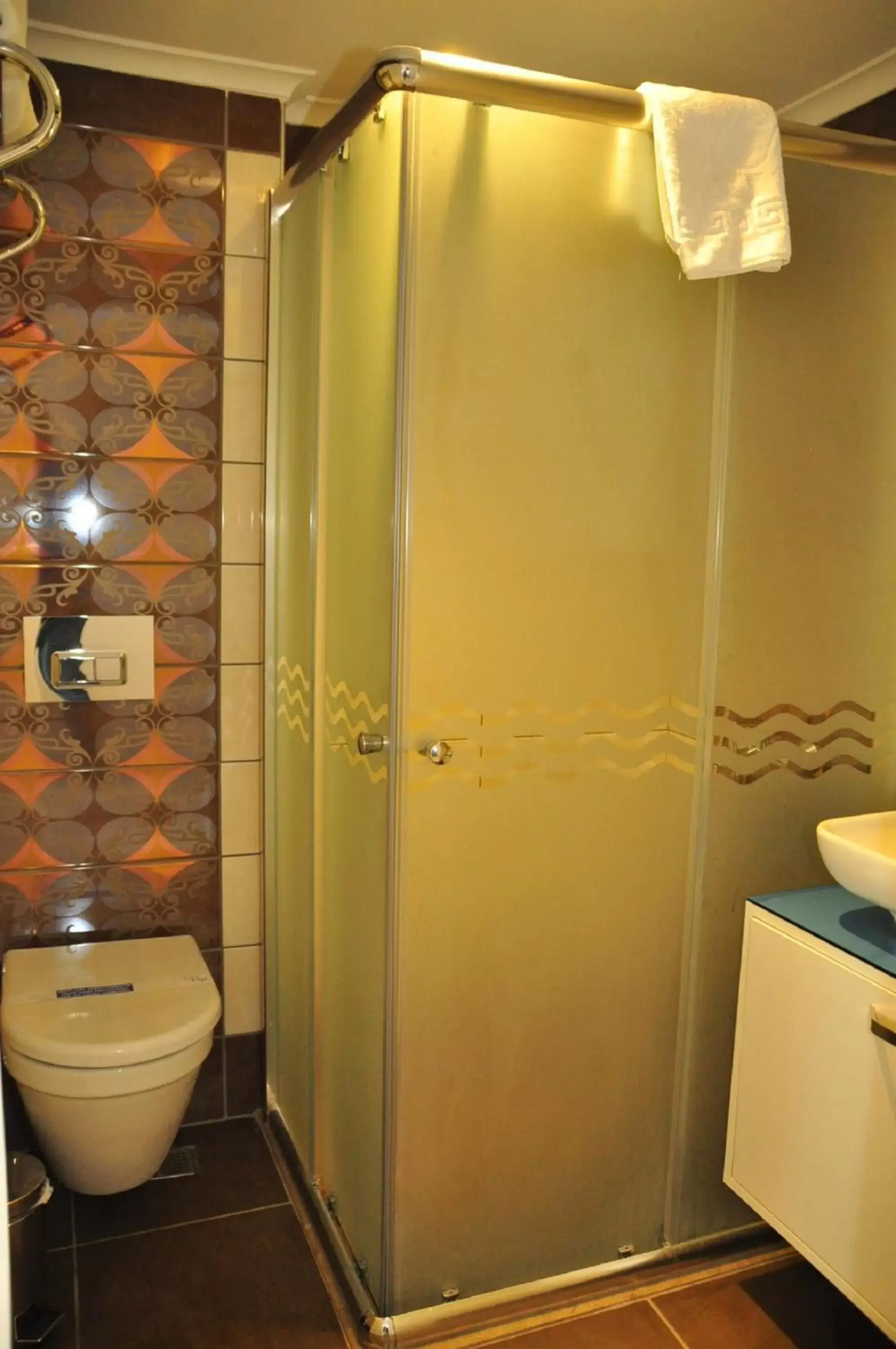 Shower, Bathroom in Aura Boutique Hotel