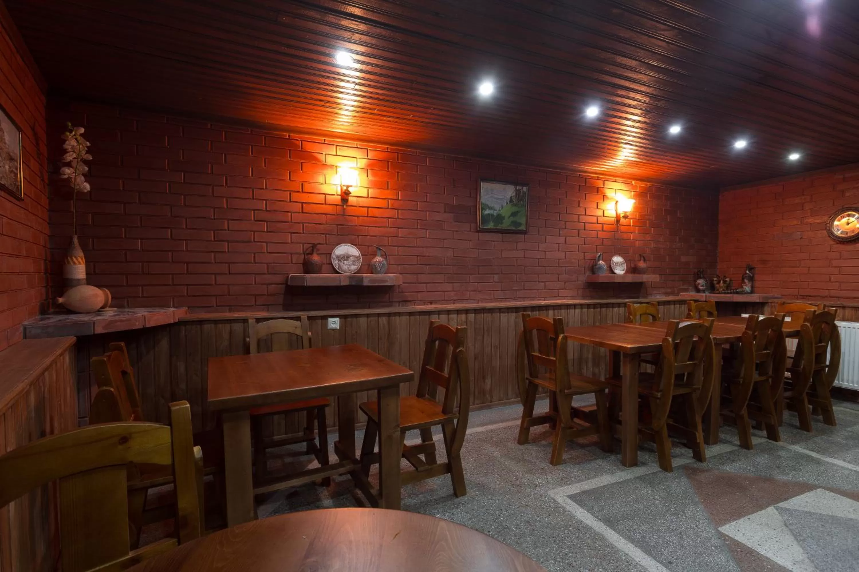 Breakfast in Heyvany