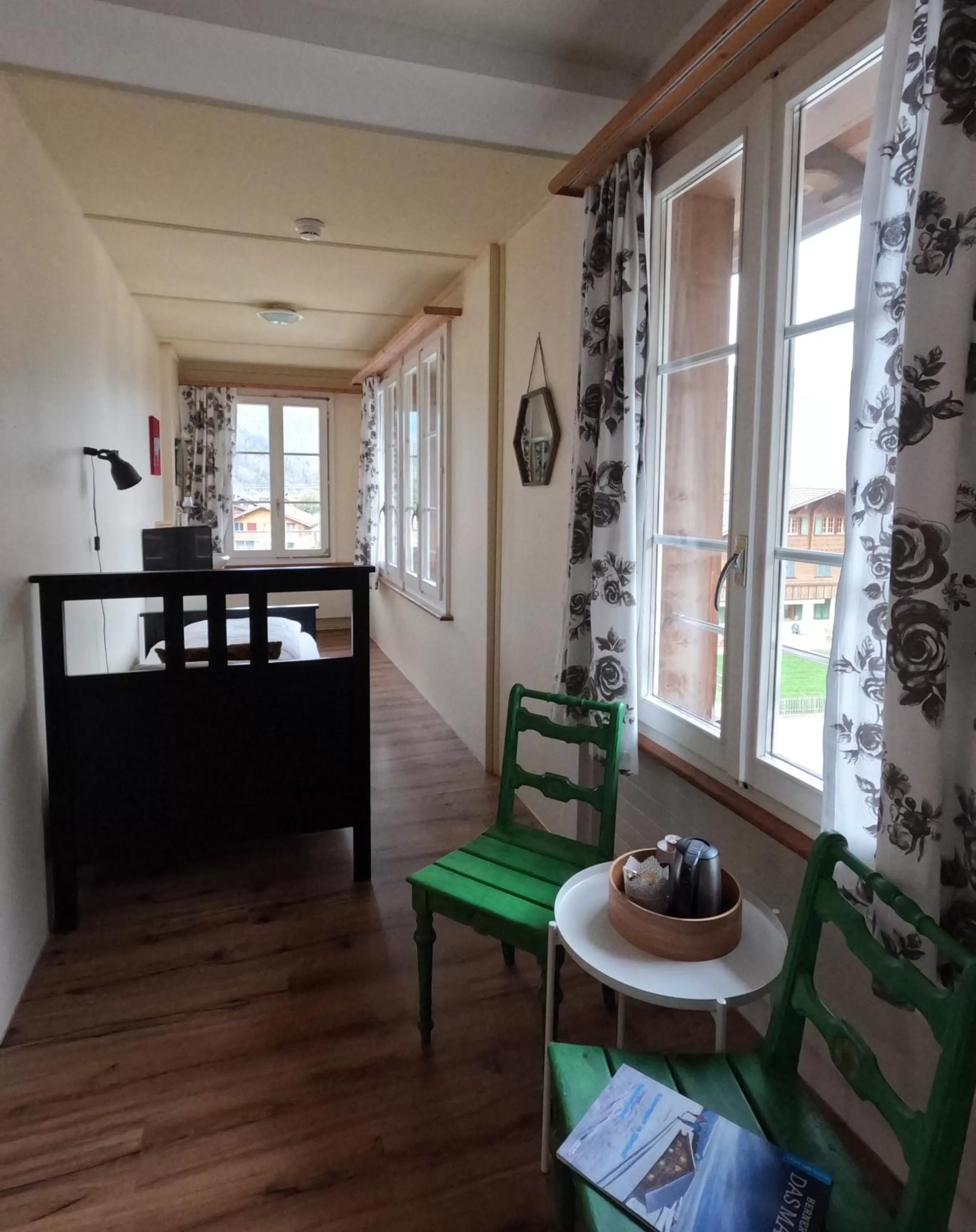 Bed in Alpenrose Hotel and Gardens